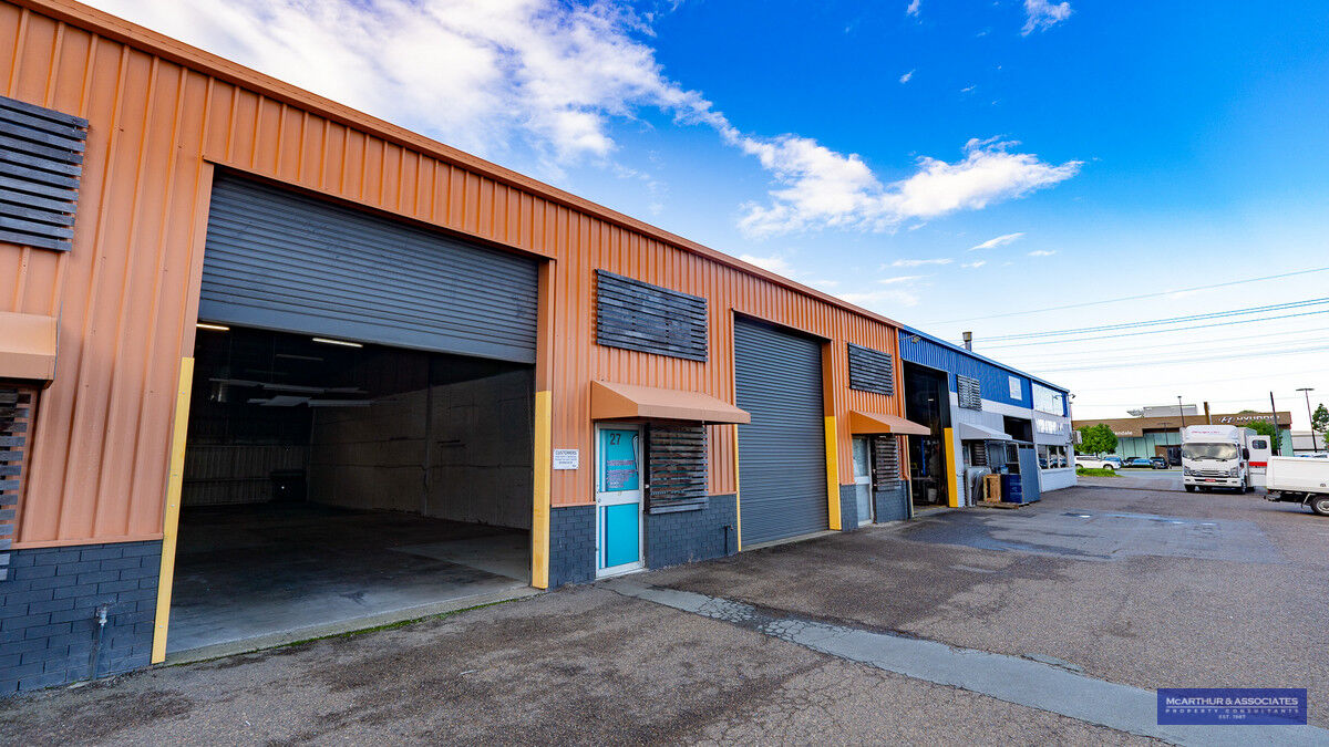 RARE AFFORDABLE WAREHOUSE WITH HIGH ROOF, BRENDALE