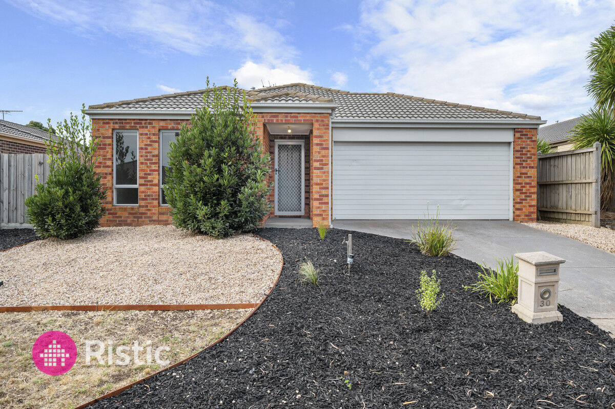 Discover Your Serenity in this Modern Tarneit Abode
