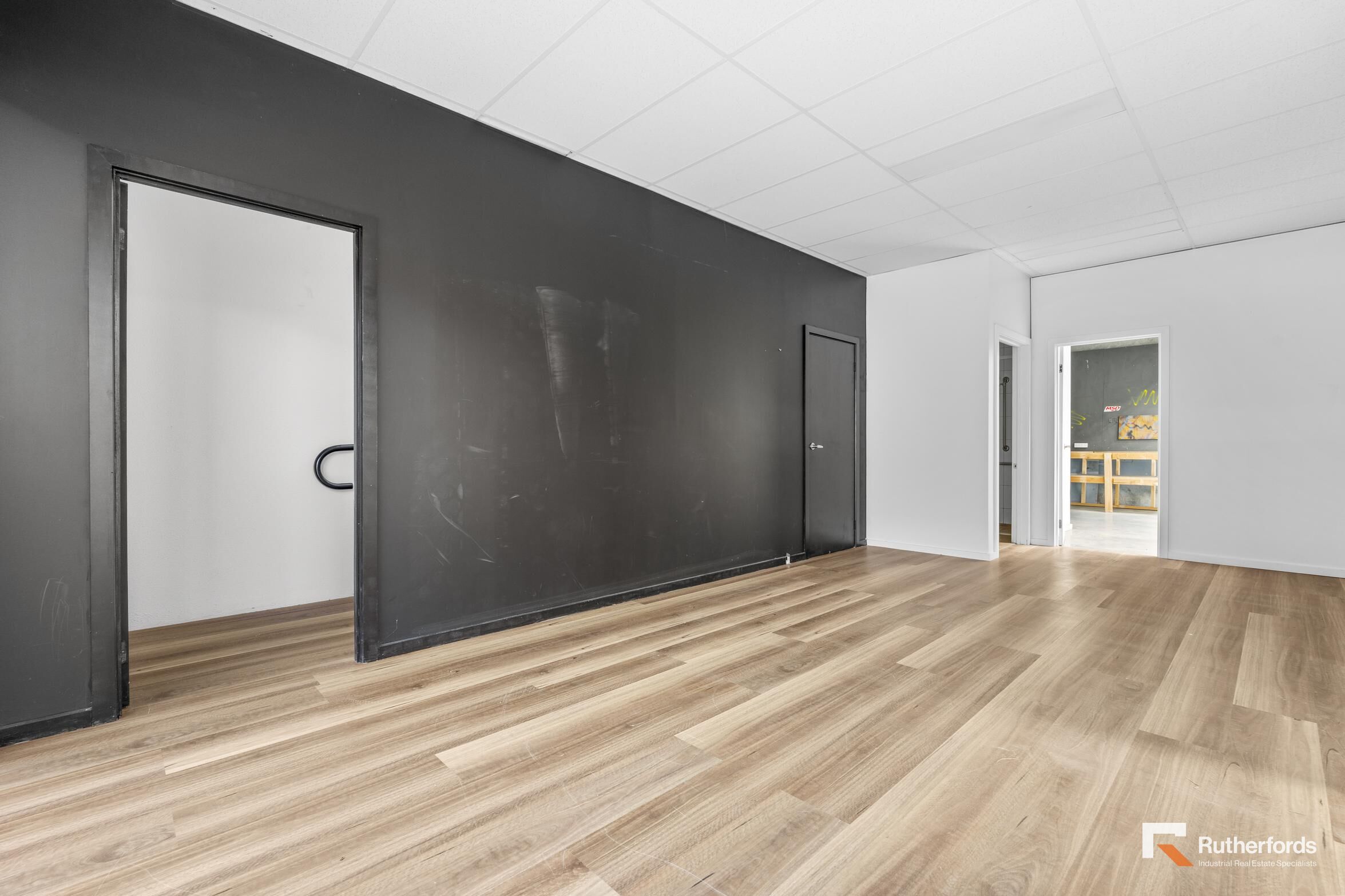 9/326 Settlement Road, Thomastown For Lease by Rutherfords Real Estate - image 3