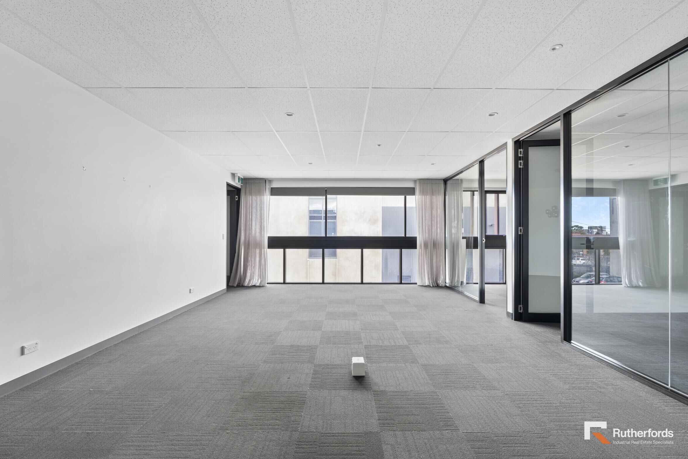 6/52 Bakers Road, Coburg North For Sale or Lease by Rutherfords Real Estate - image 9