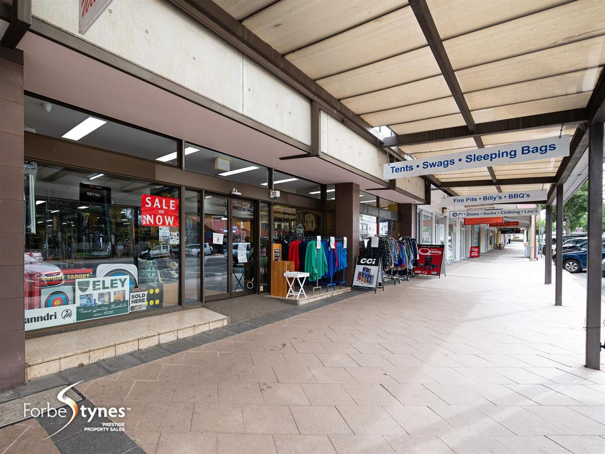 Your Outdoor Store/106 Sharp Street, Cooma