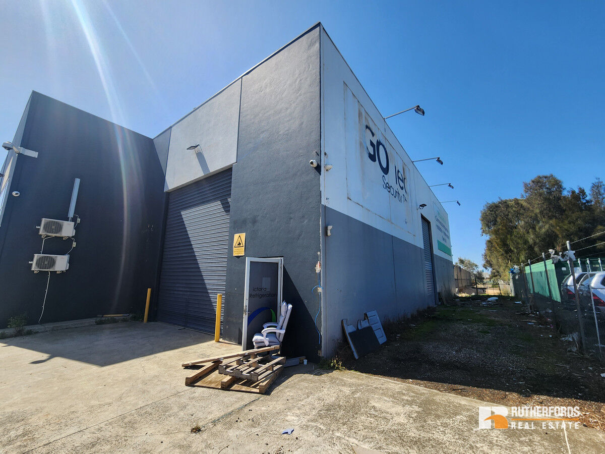 8/3-4 Desire Place, Hoppers Crossing For Sale or Lease by Rutherfords Real Estate - image 2