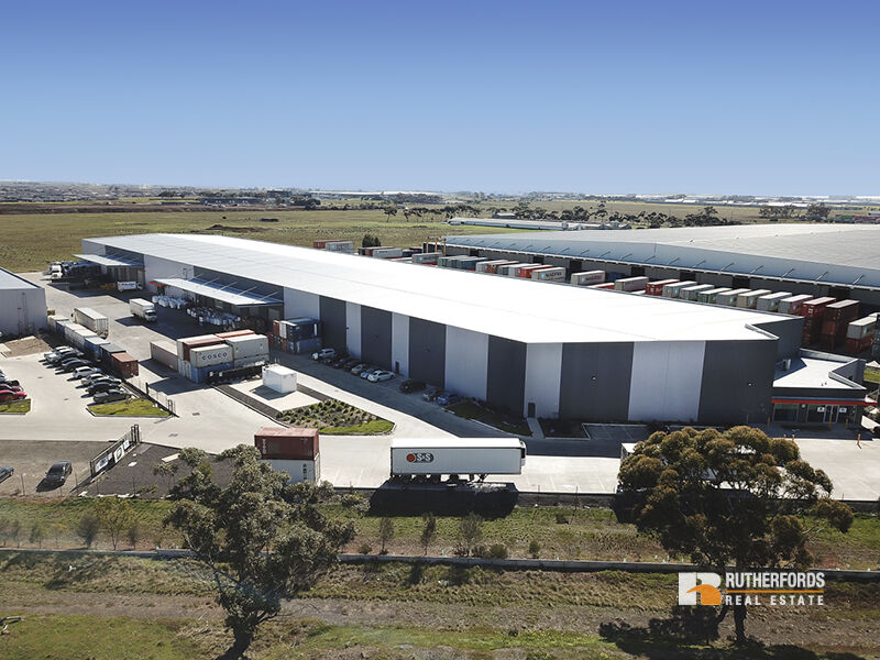 1/34-36 Banfield Court, Truganina Sold by Rutherfords Real Estate - image 2
