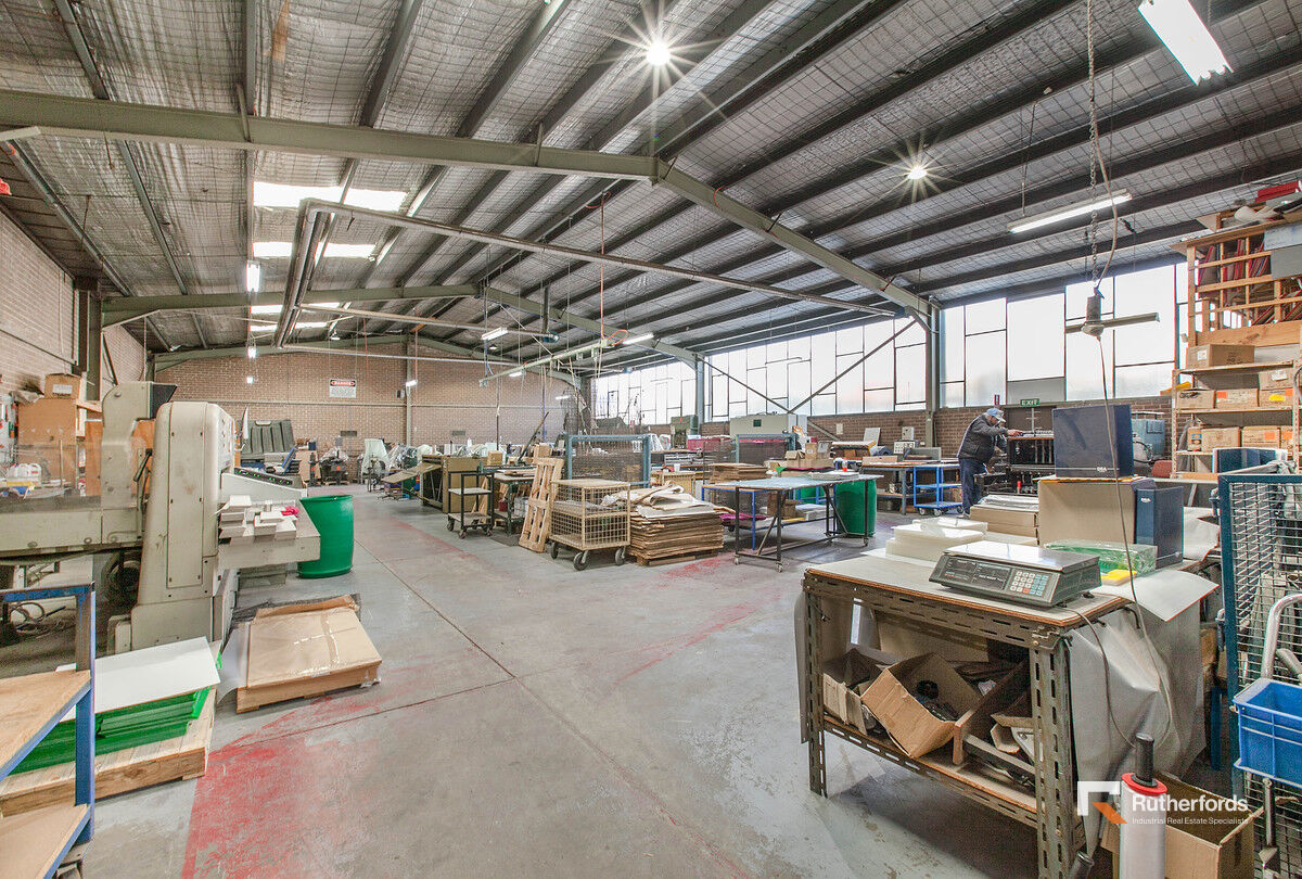 9 Temple Drive, Thomastown For Sale by Rutherfords Real Estate - image 2