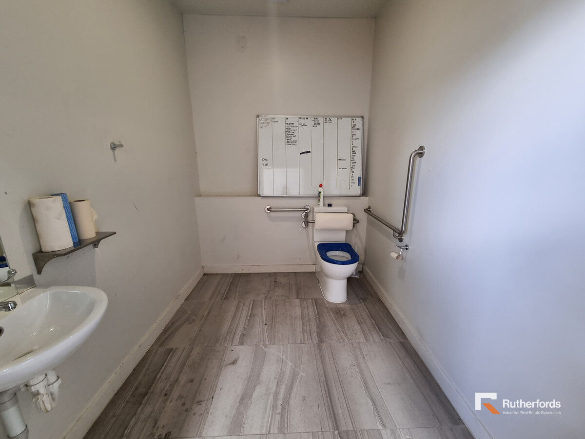 8/41 Merri Concourse, Campbellfield For Sale by Rutherfords Real Estate - image 11