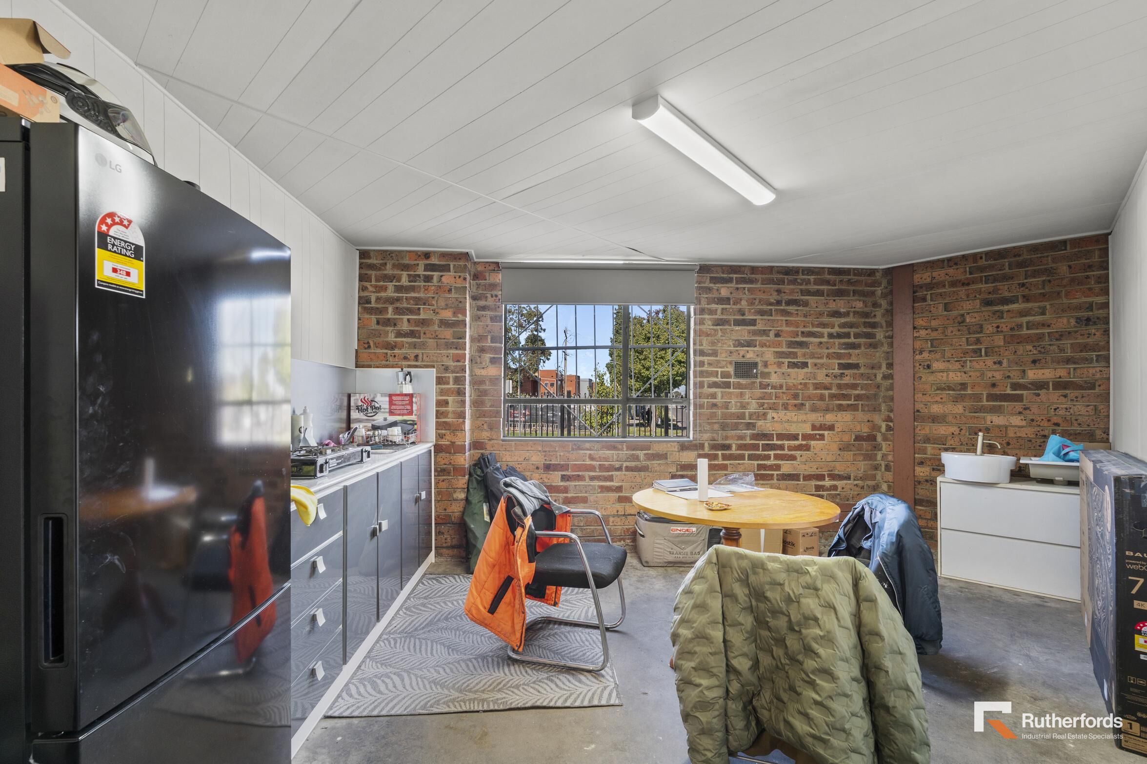 35 Strong Avenue, Thomastown For Sale by Rutherfords Real Estate - image 10