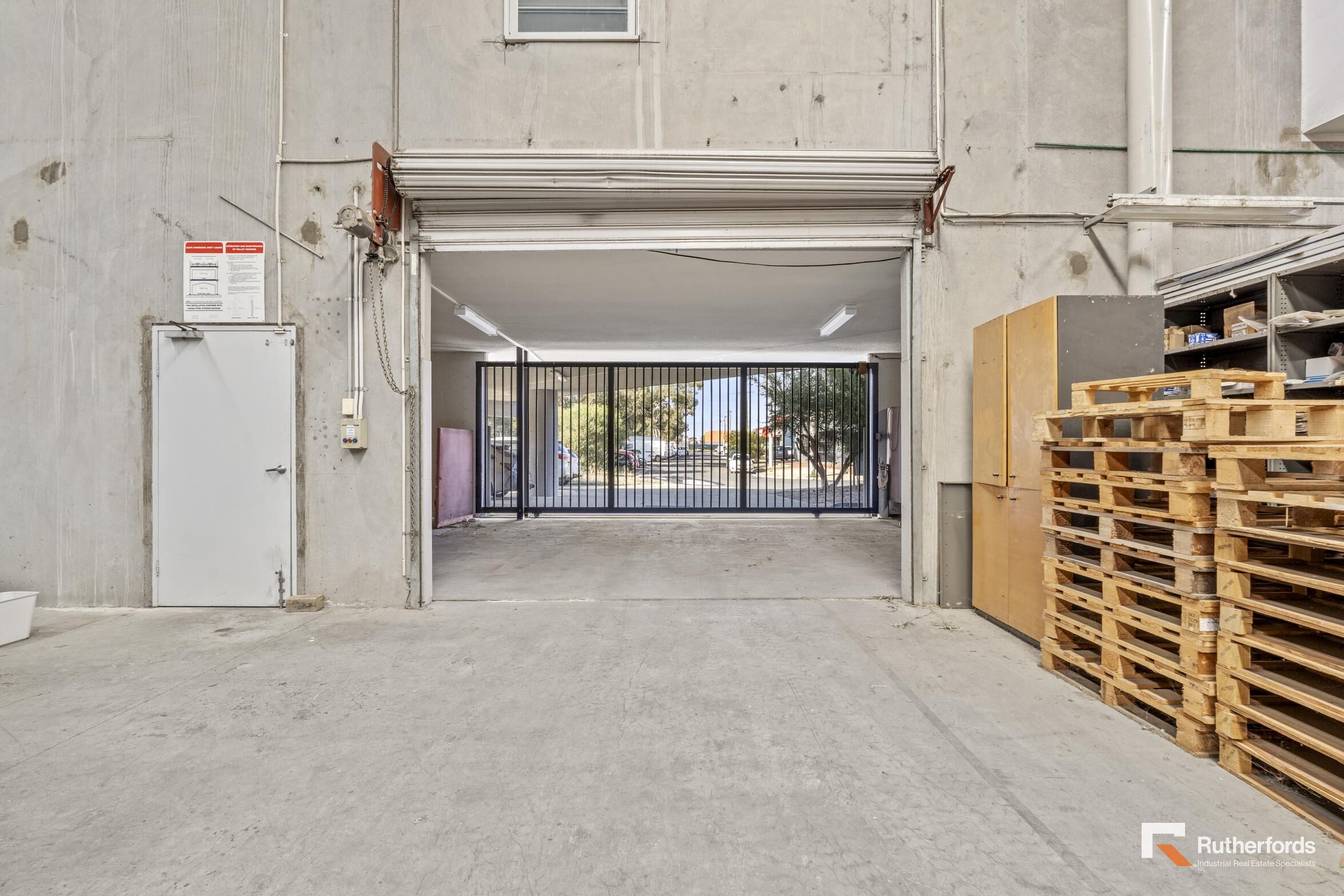 20-22 Catalina Drive, Tullamarine For Sale by Rutherfords Real Estate - image 8