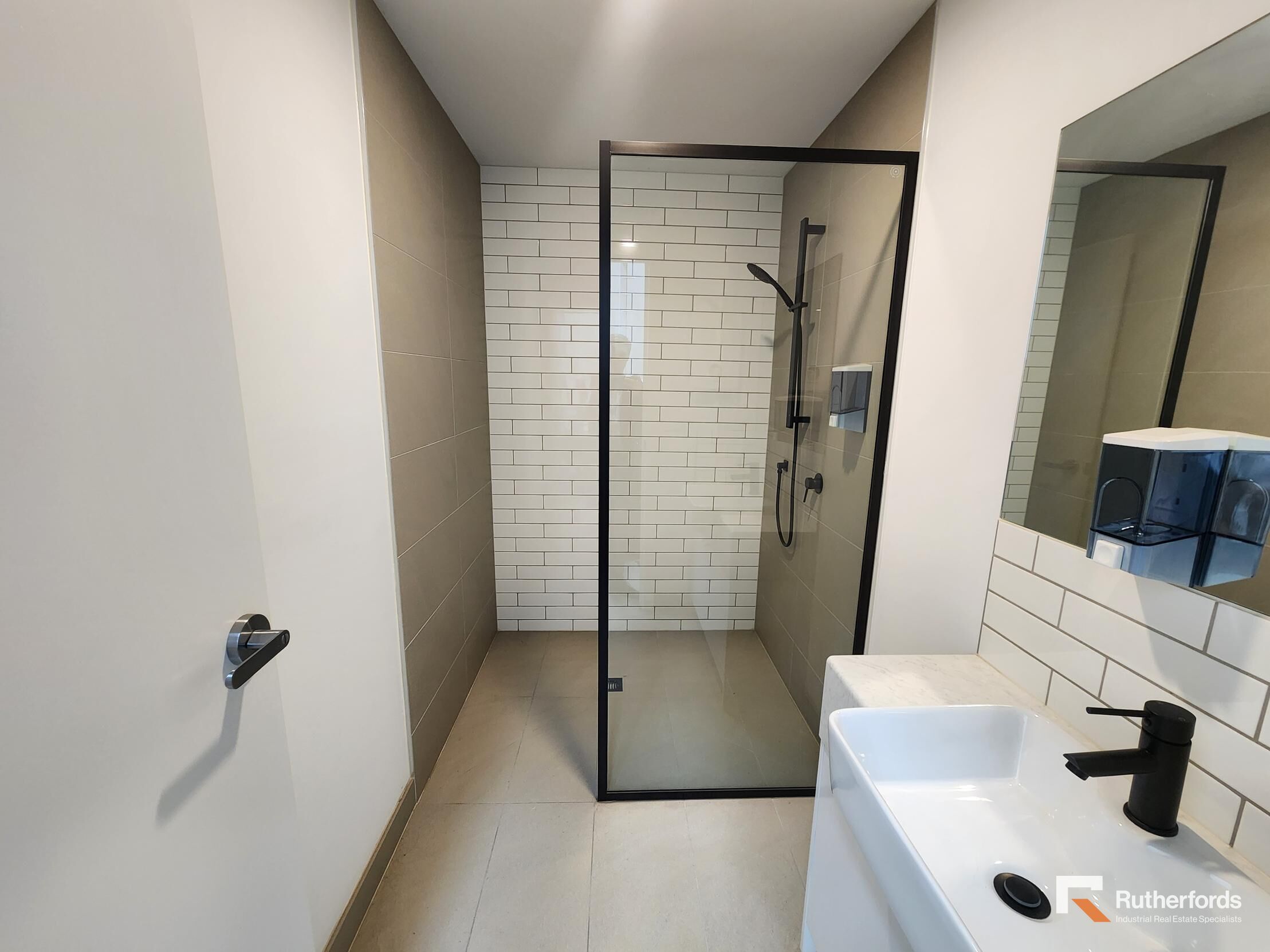 11/7-9 Dalton Road, Thomastown For Lease by Rutherfords Real Estate - image 9