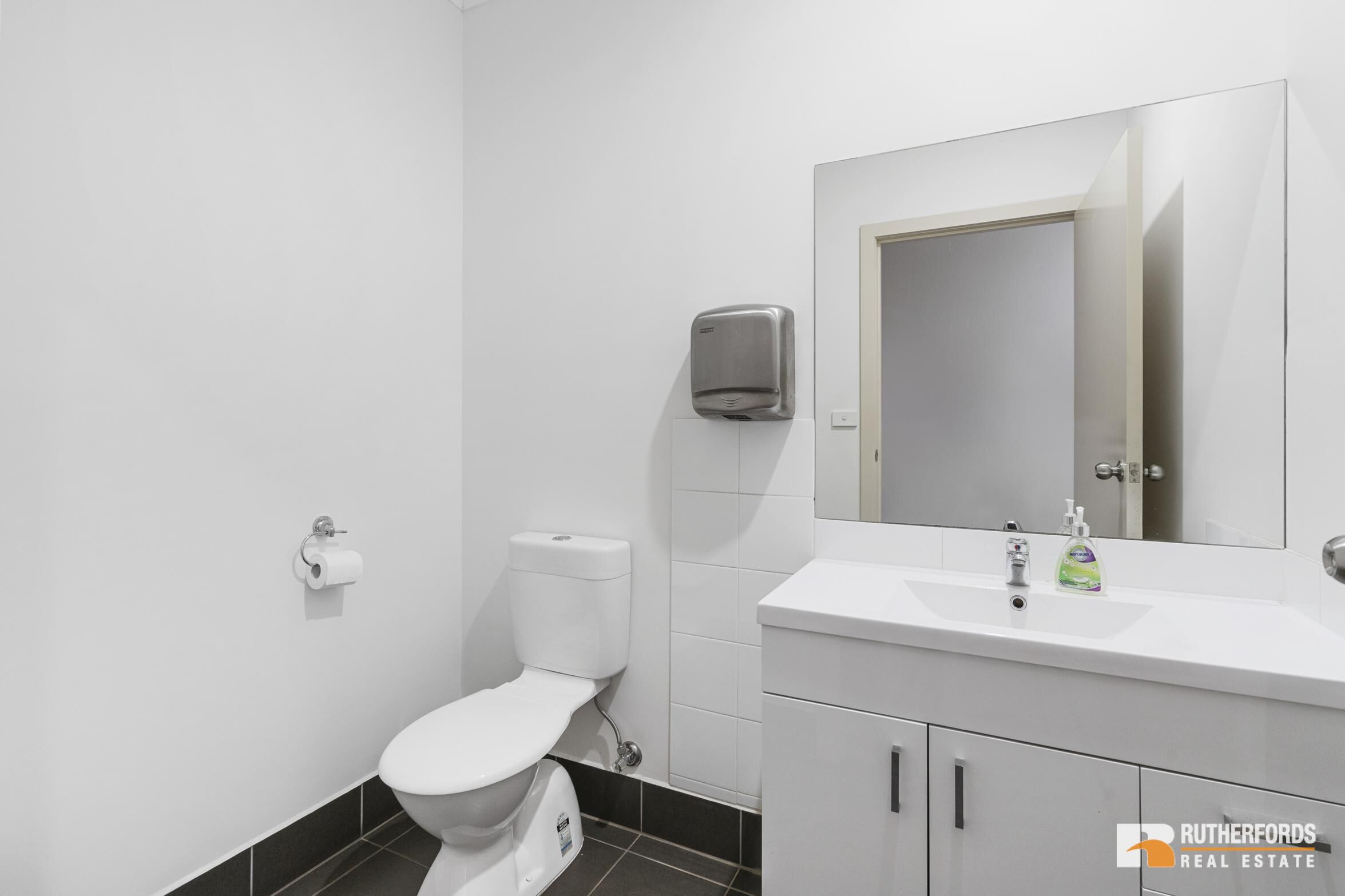 2/496 Geelong Road, West Footscray Leased by Rutherfords Real Estate - image 6