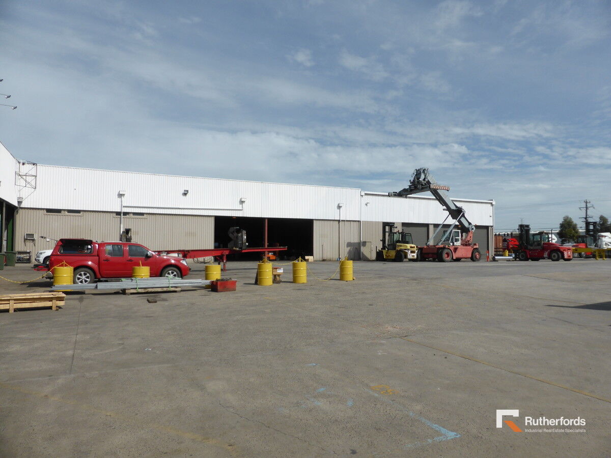 25-31 Cherry Lane, Laverton North Sold by Rutherfords Real Estate - image 2