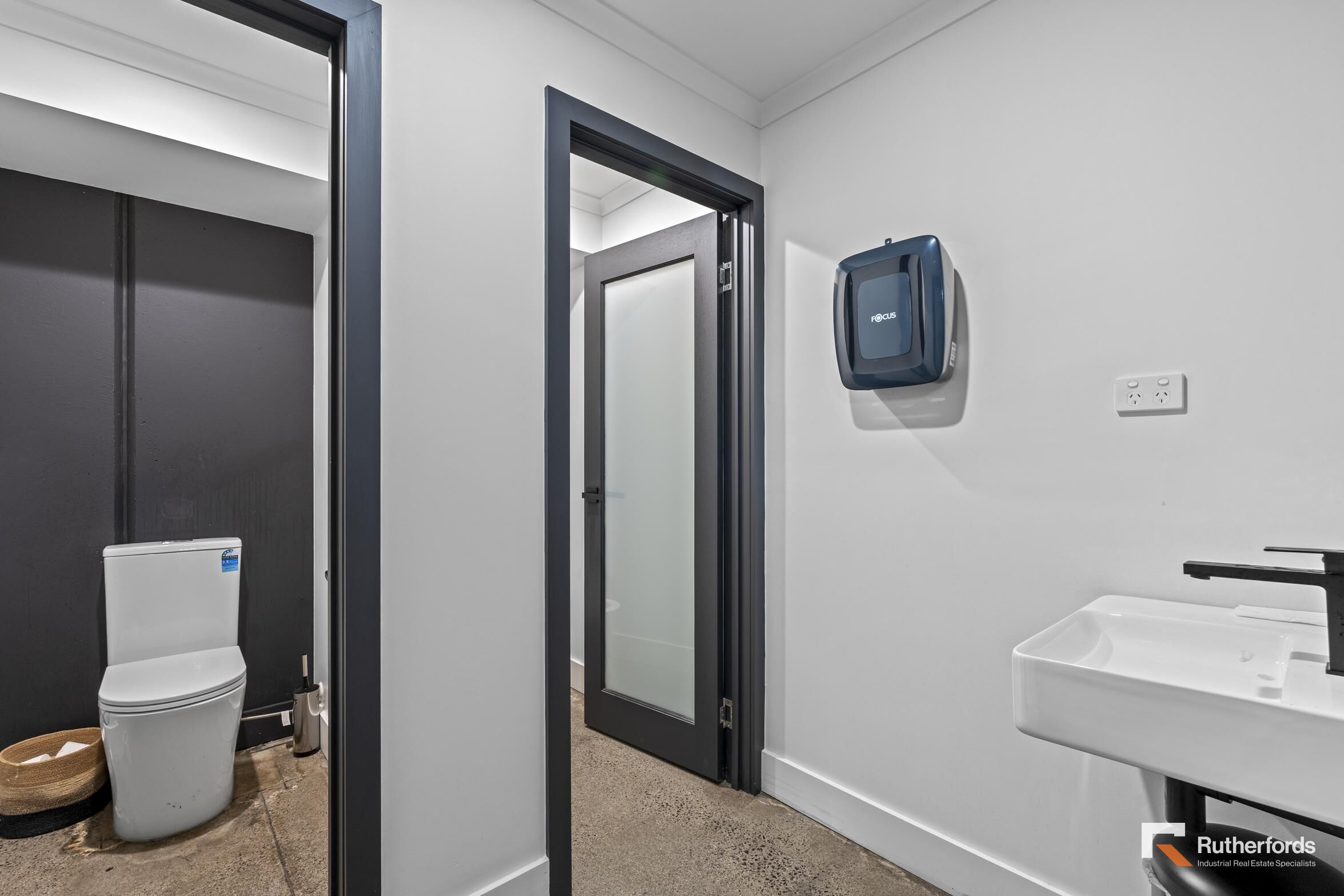 21 Reo Crescent, Campbellfield For Lease by Rutherfords Real Estate - image 10