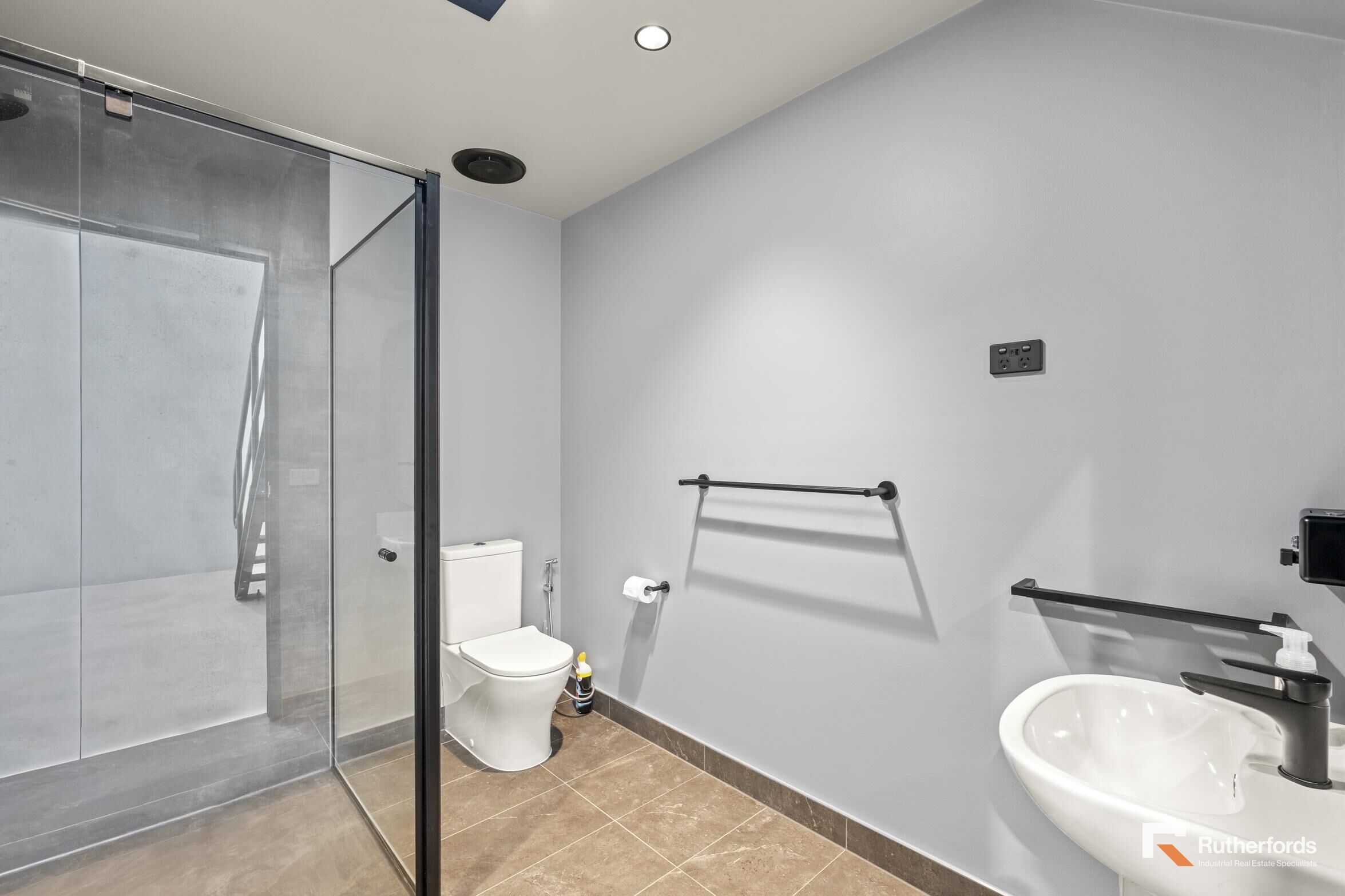 9/4 Pau Street, Coburg North For Lease by Rutherfords Real Estate - image 10