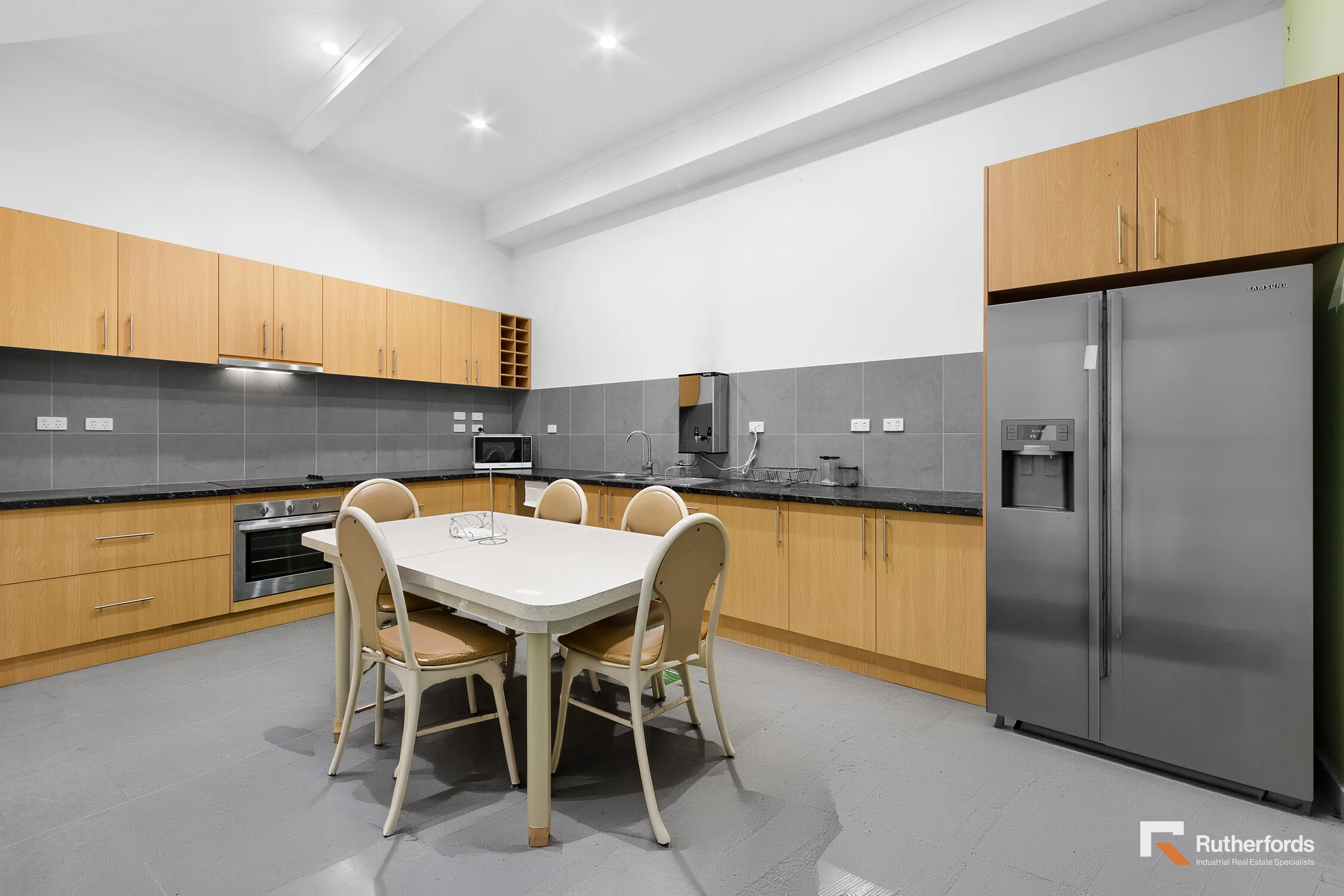 1/16-18 Tennyson Street, Williamstown North For Lease by Rutherfords Real Estate - image 5