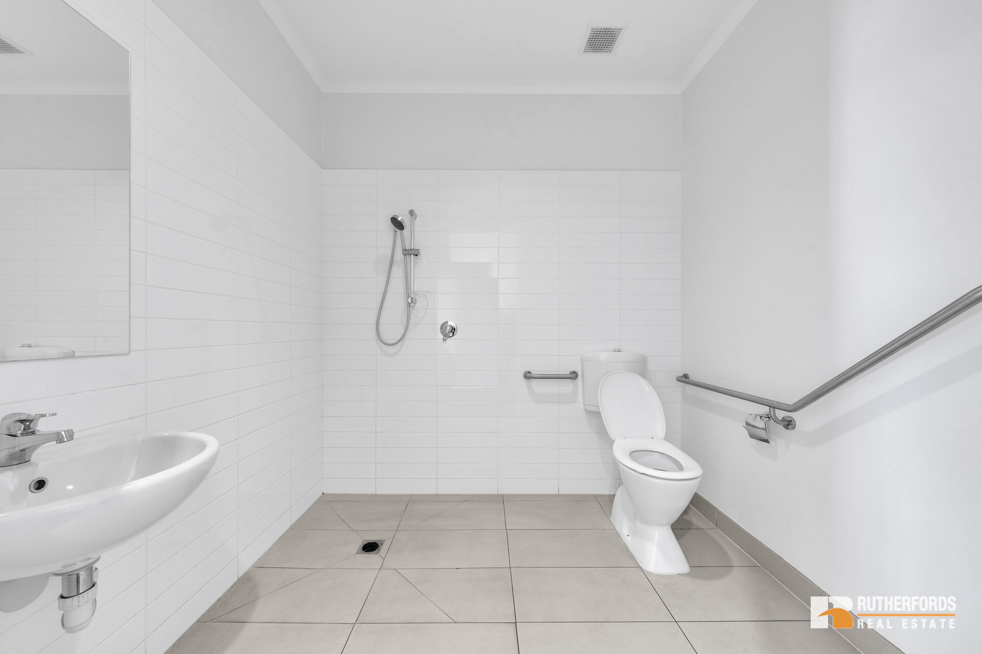 84 Hunter Road, Derrimut Sold by Rutherfords Real Estate - image 5