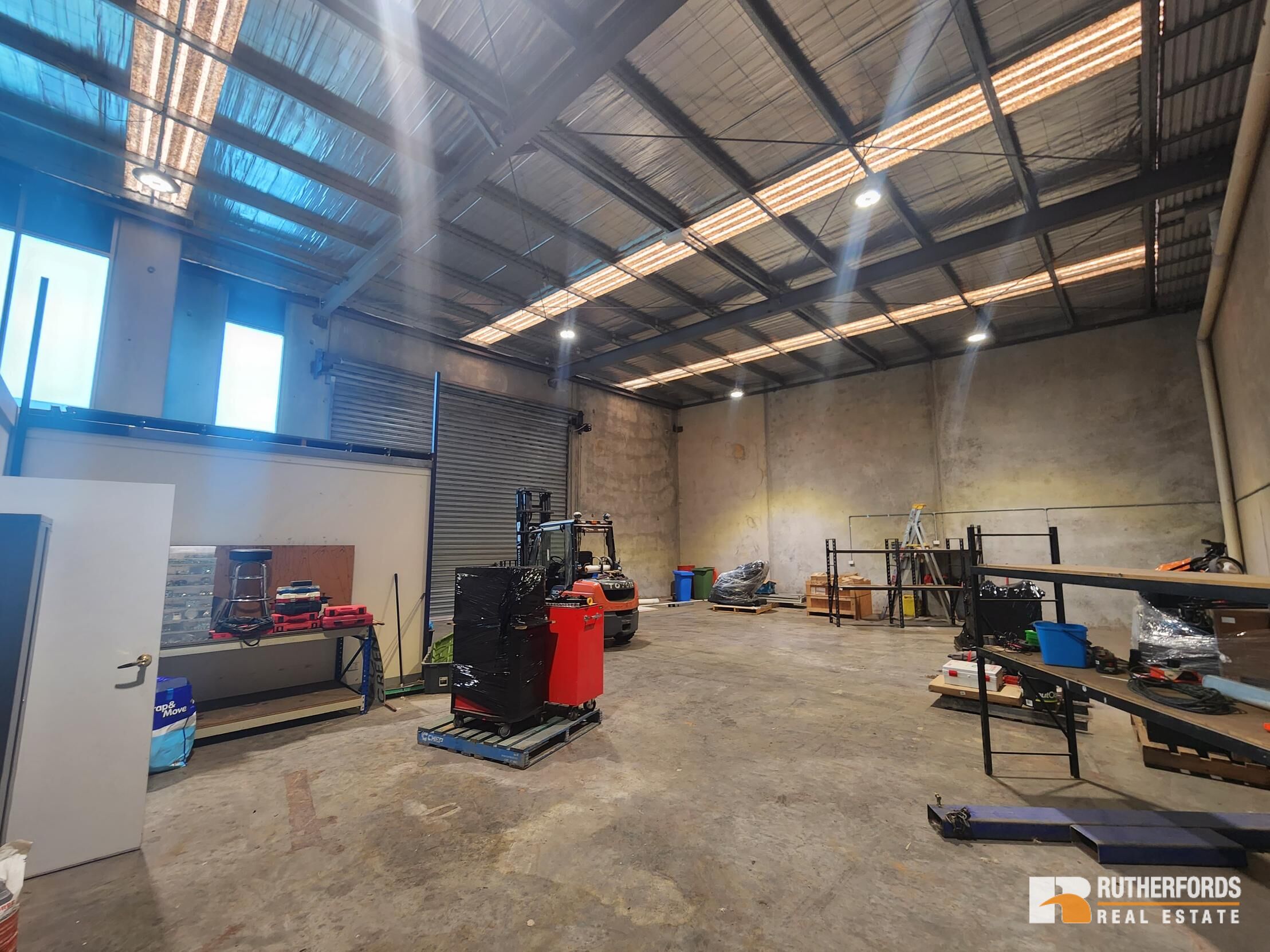 2/121 Pipe Road, Laverton North Leased by Rutherfords Real Estate - image 4
