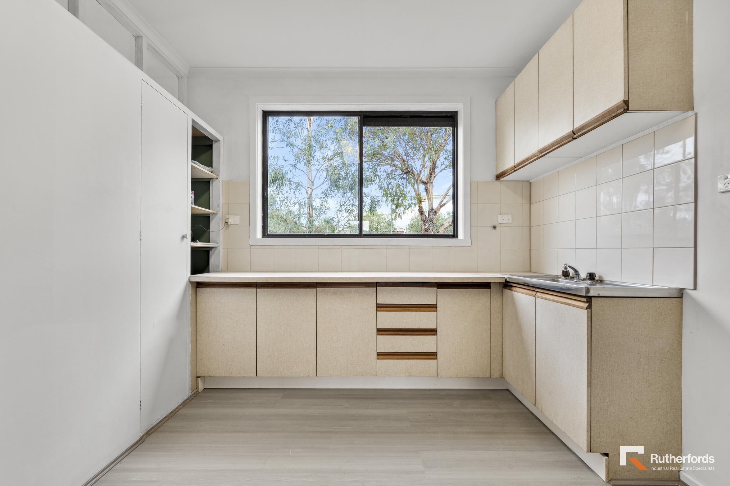 5 Cameron Parade, Broadford For Lease by Rutherfords Real Estate - image 10