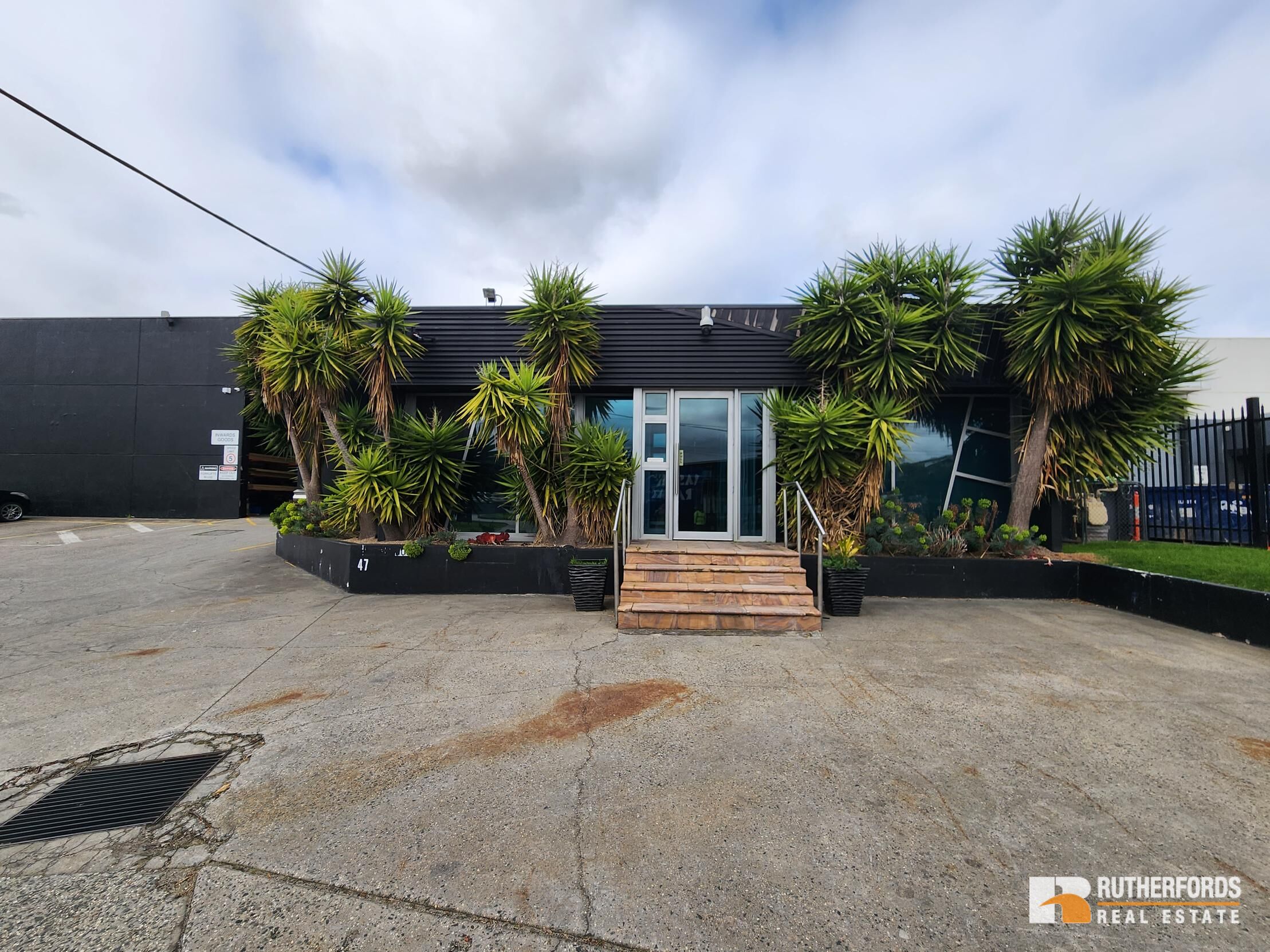 47 Shearson Crescent, Mentone Leased by Rutherfords Real Estate - image 2