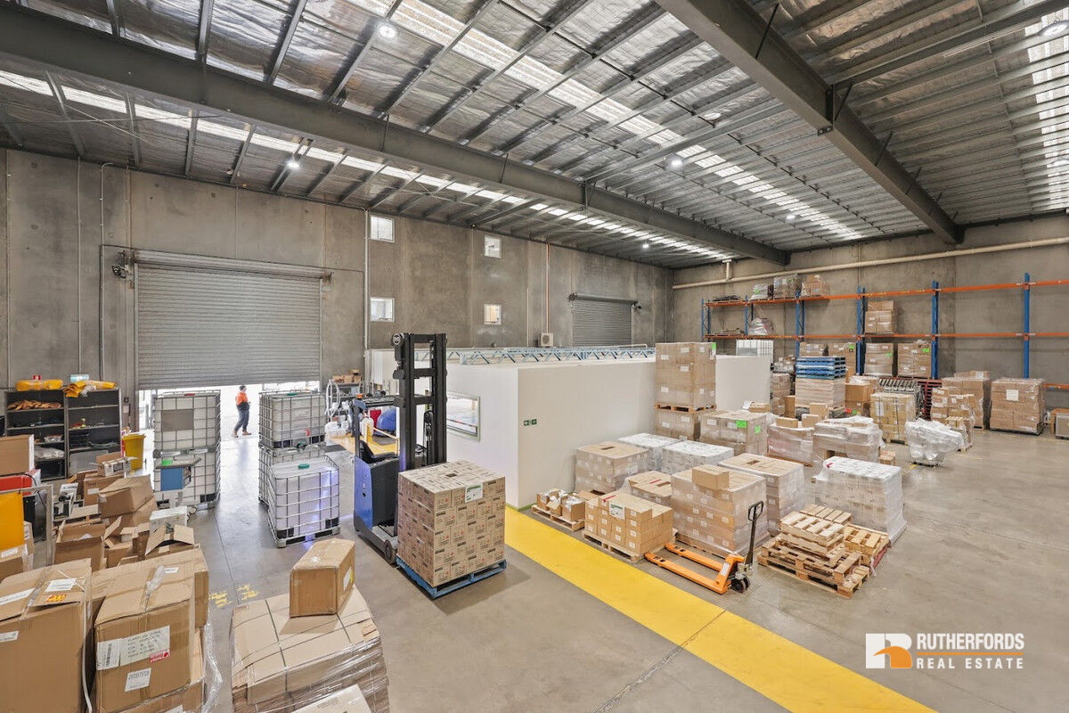 14 Agosta Drive, Laverton North For Sale by Rutherfords Real Estate - image 5
