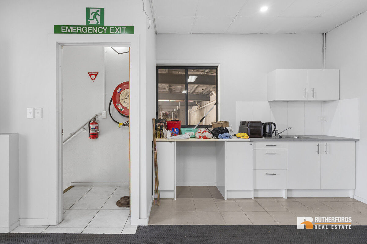 7 Sabre Crescent, Tullamarine Leased by Rutherfords Real Estate - image 6