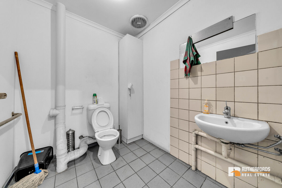 1 & 2/6 Lucknow Crescent, Thomastown Leased by Rutherfords Real Estate - image 11
