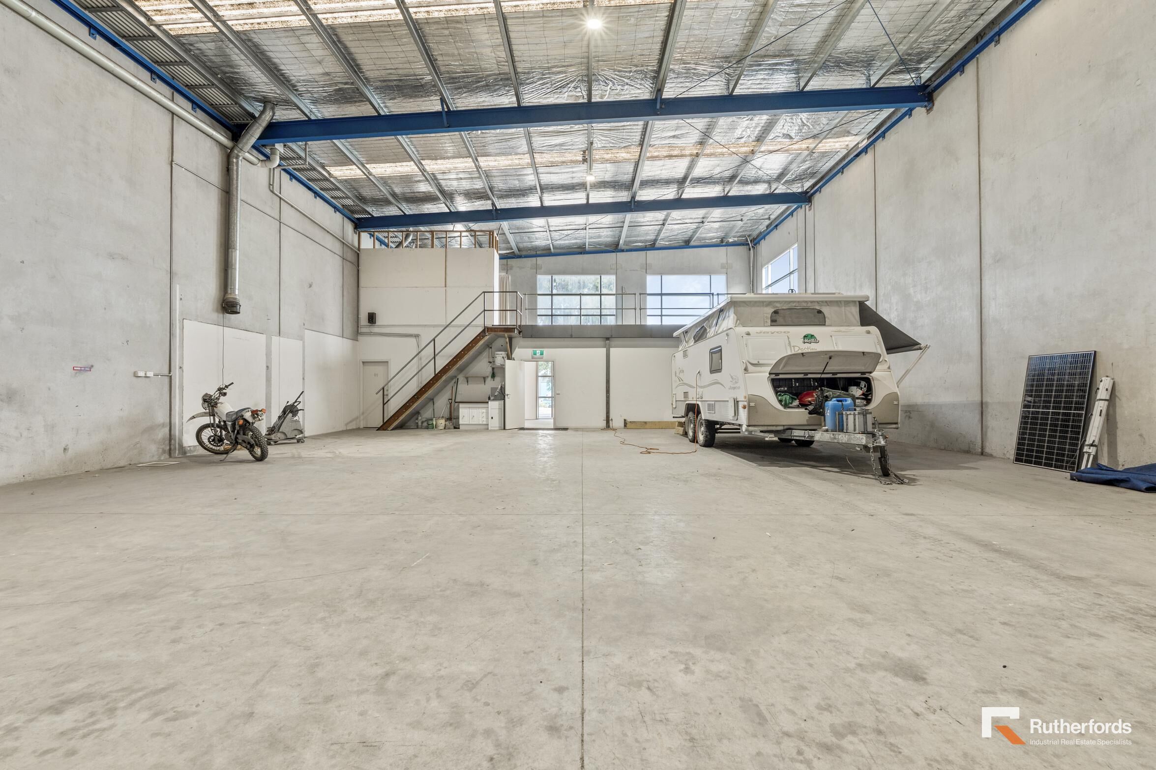 17/86-90 Pipe Road, Laverton North For Sale by Rutherfords Real Estate - image 2