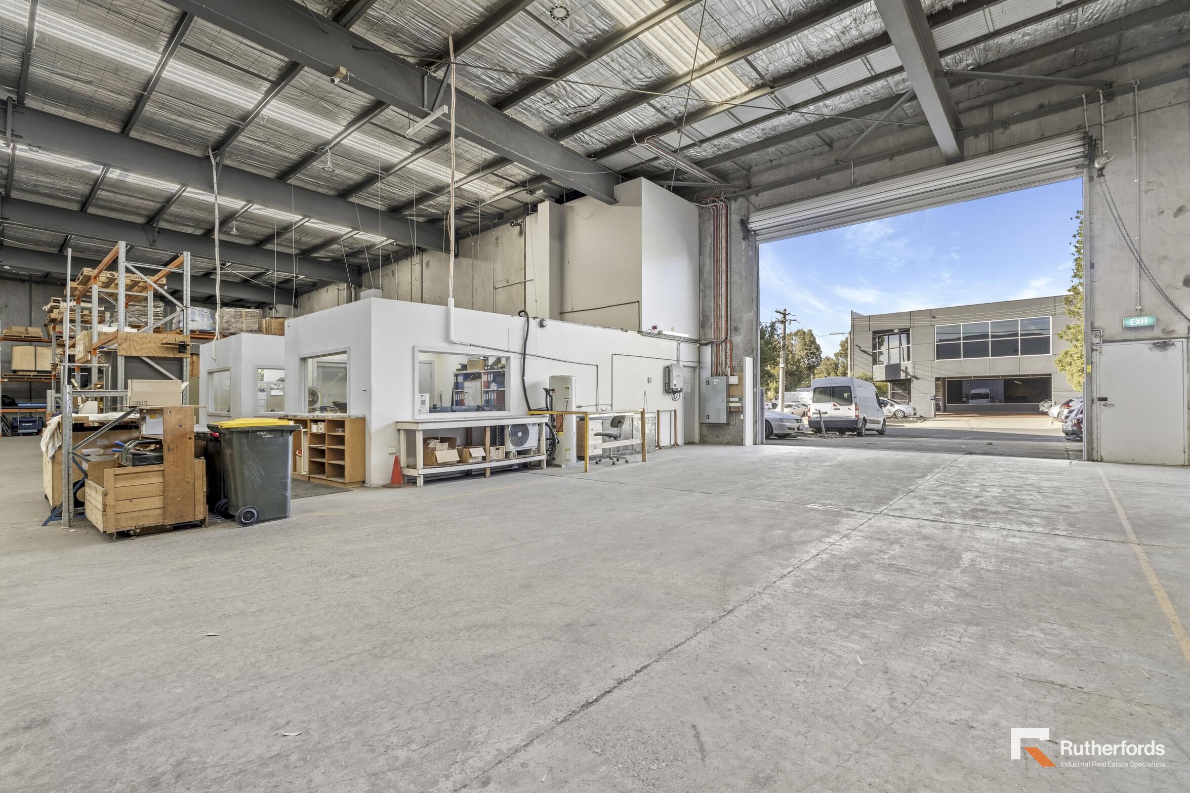 20-22 Catalina Drive, Tullamarine For Sale by Rutherfords Real Estate - image 3