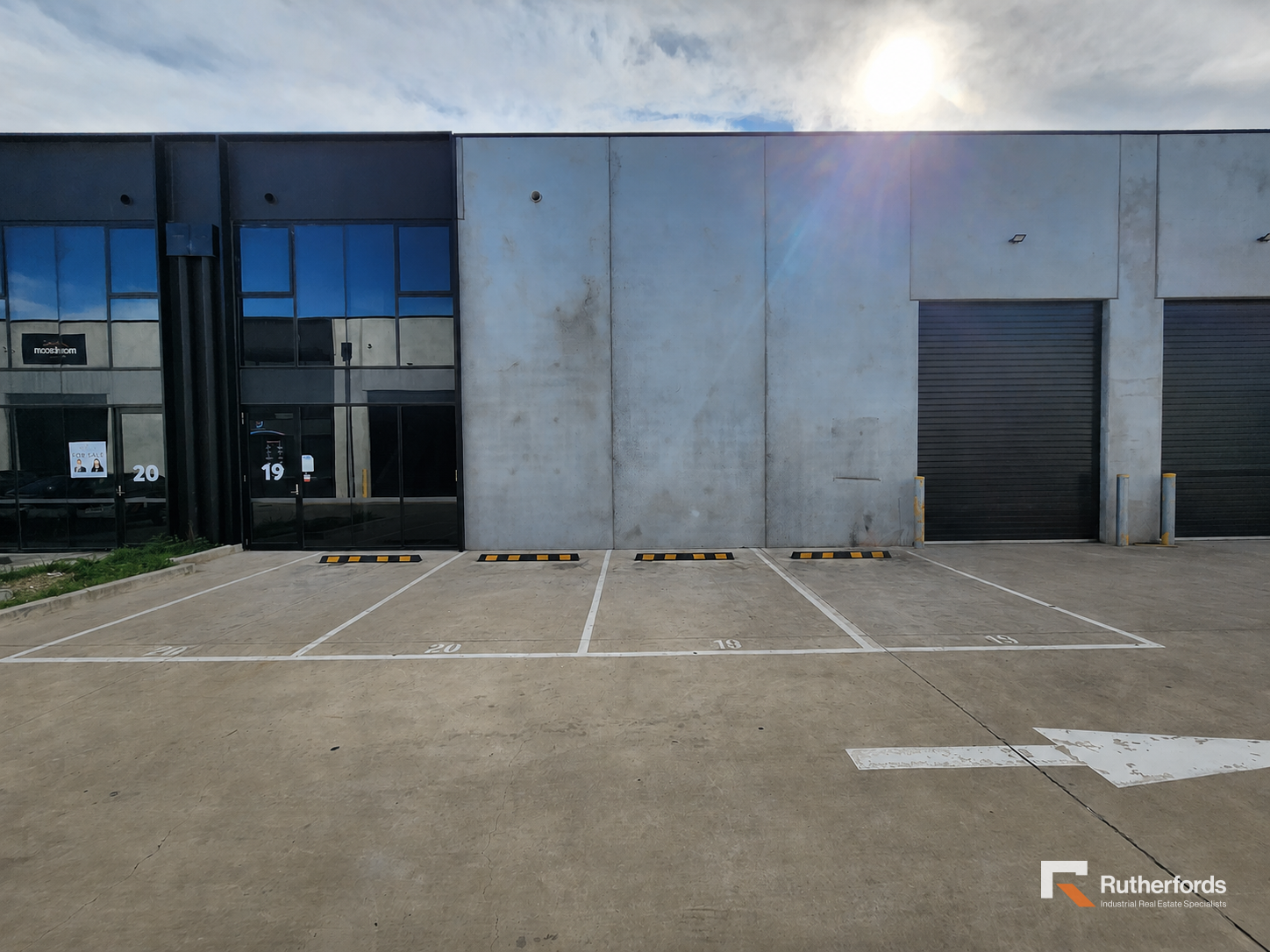 19/45 Hunter Road, Derrimut For Sale or Lease by Rutherfords Real Estate