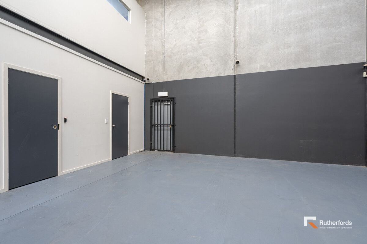 8A Lawn Court, Craigieburn For Sale or Lease by Rutherfords Real Estate - image 5