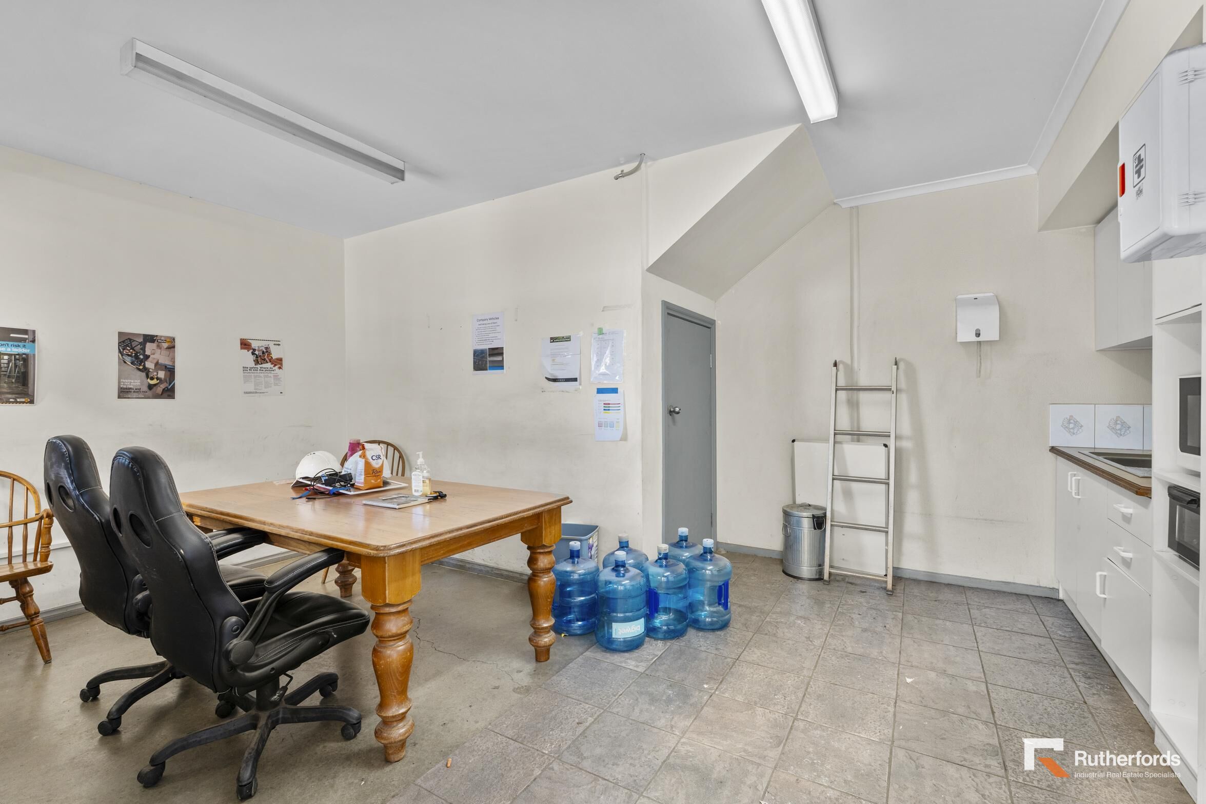 29B Foden Avenue, Campbellfield For Lease by Rutherfords Real Estate - image 9