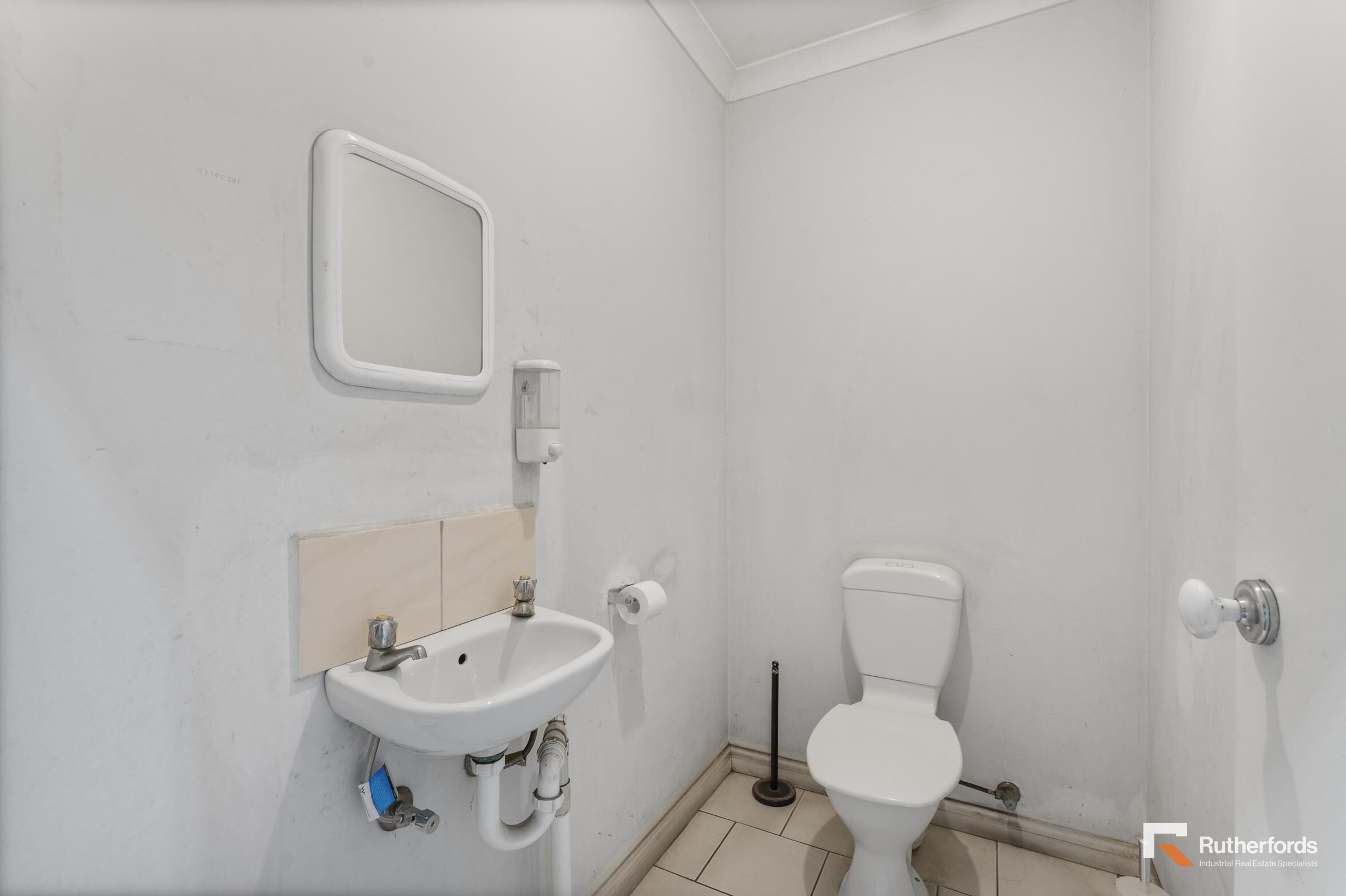 11B Merola Way, Campbellfield Sold by Rutherfords Real Estate - image 6