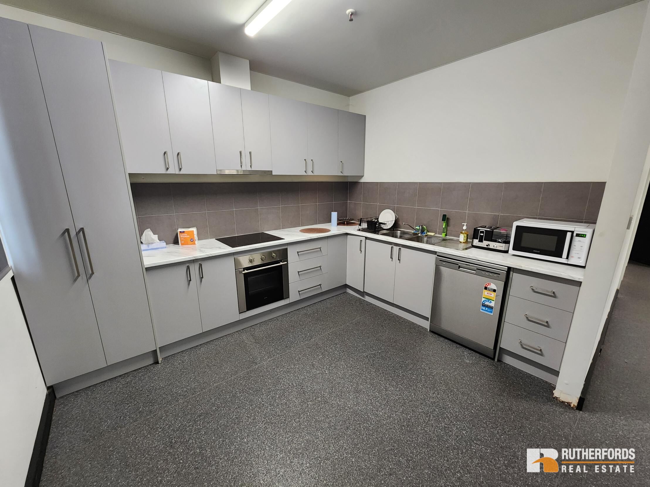 49-53 Plateau Road, Reservoir For Sale by Rutherfords Real Estate - image 11