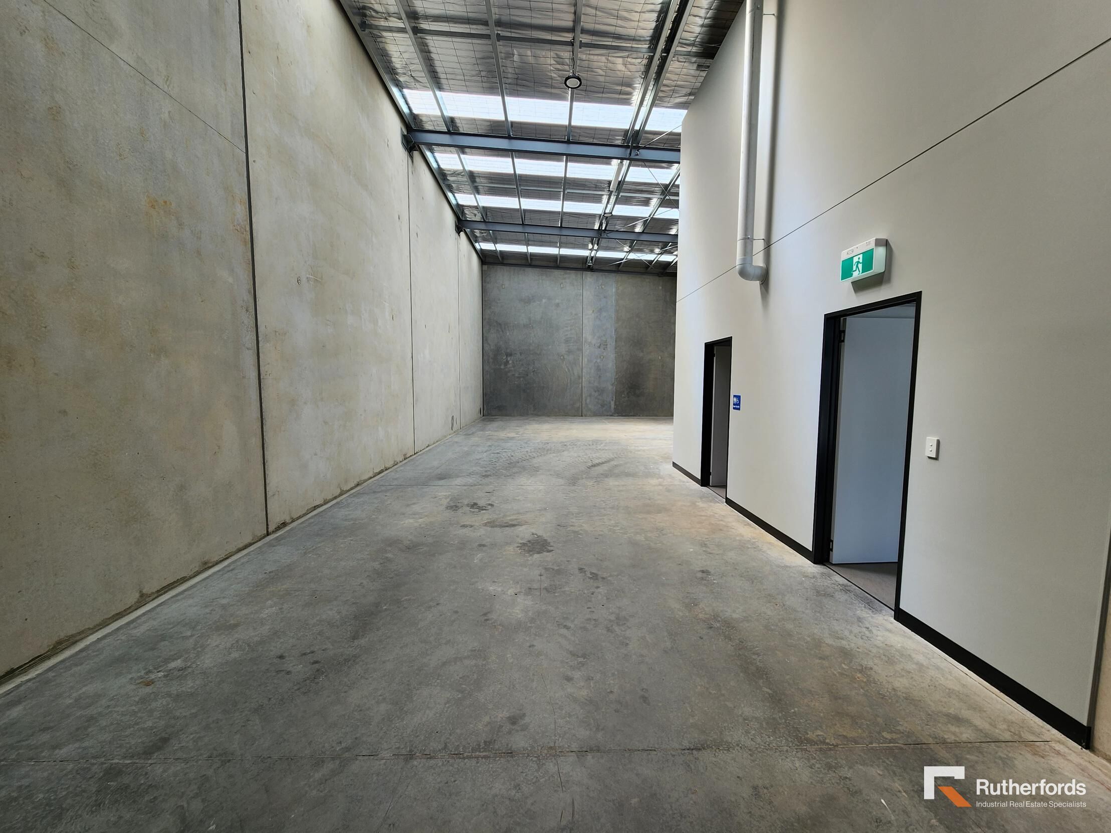 11 & 12/29-33 Lakeside Drive, Broadmeadows For Sale by Rutherfords Real Estate - image 15