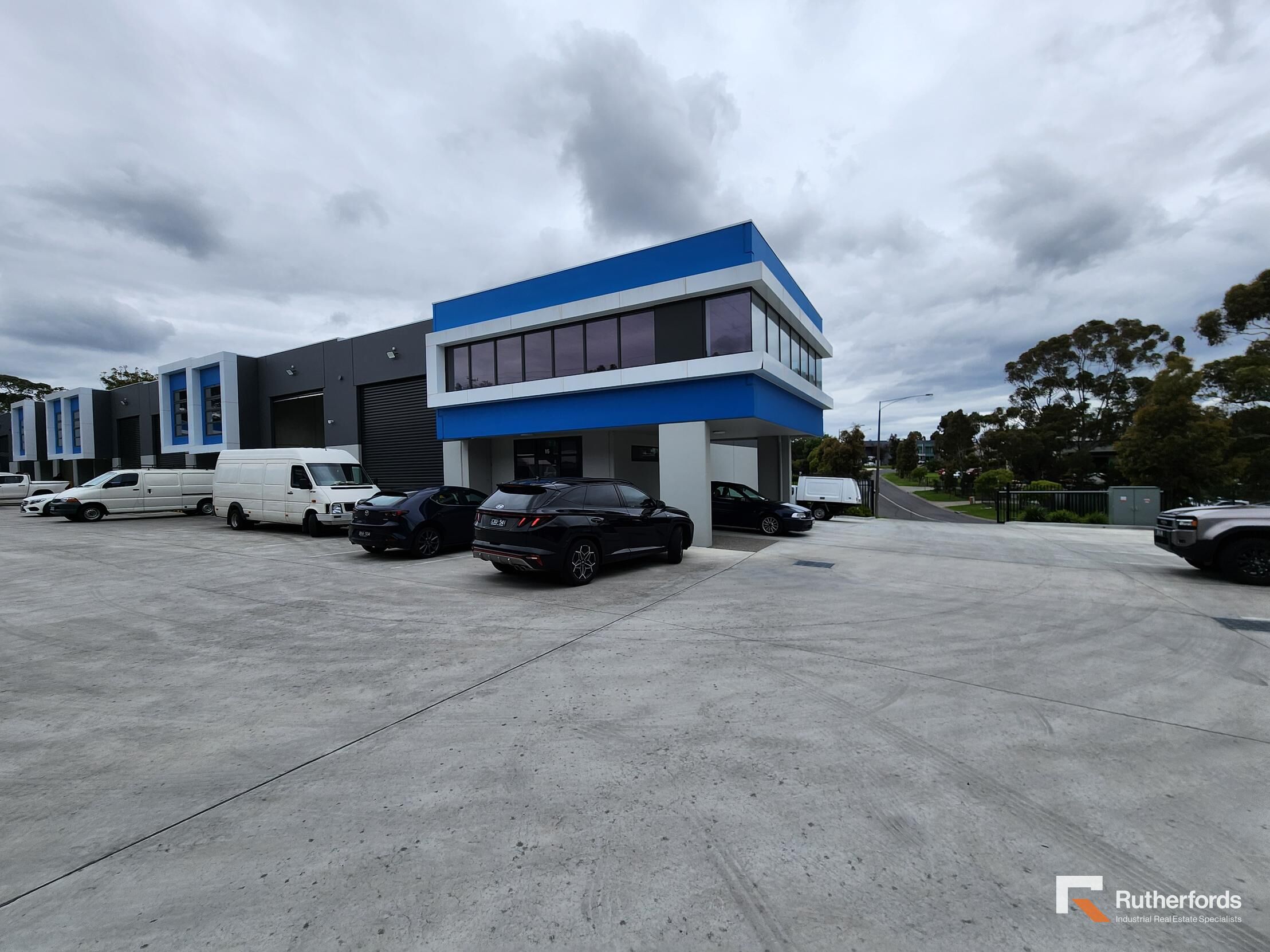 15/29-33 Lakeside Drive, Broadmeadows For Lease by Rutherfords Real Estate - image 2