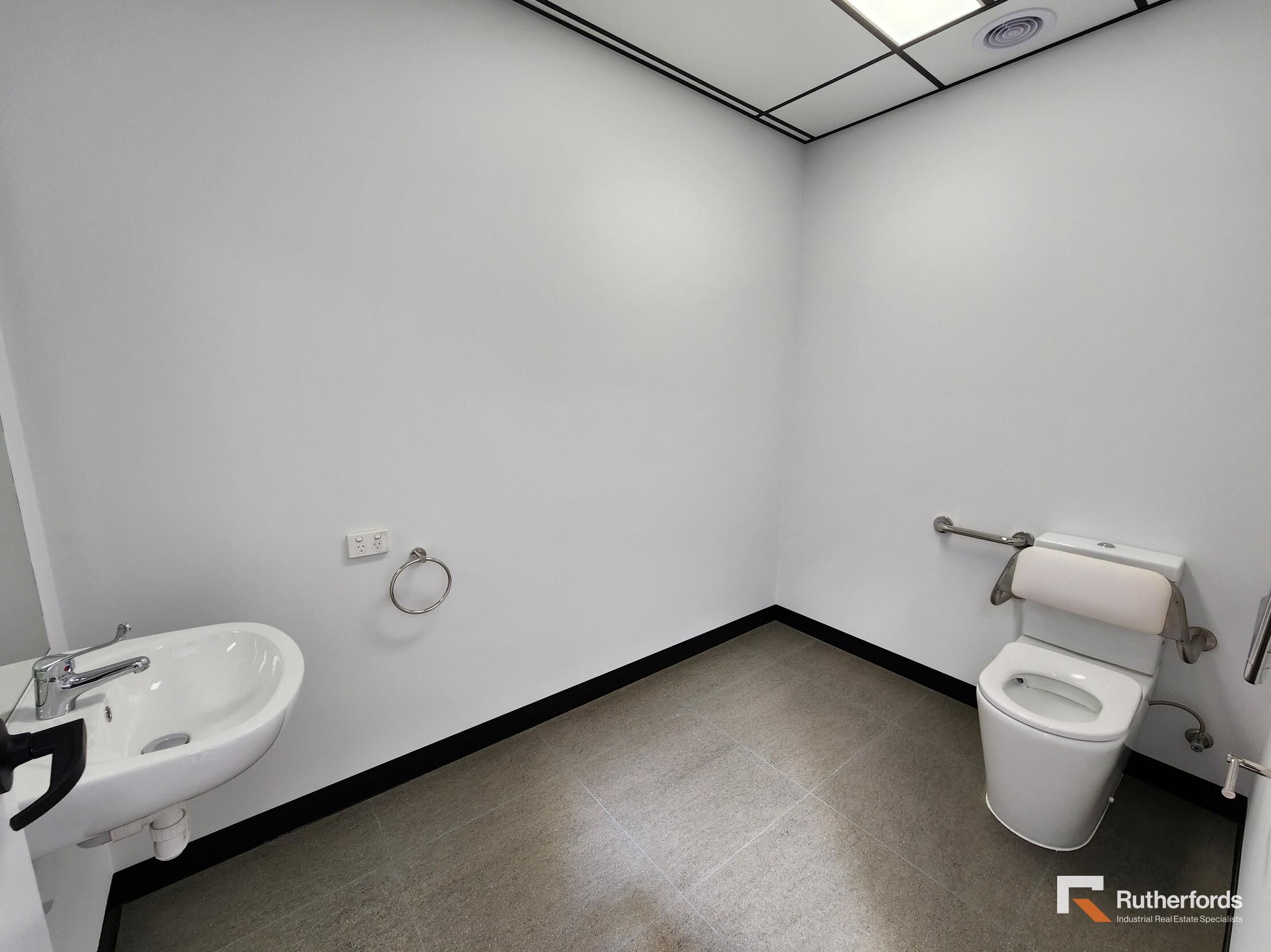 11 & 12/29-33 Lakeside Drive, Broadmeadows For Sale by Rutherfords Real Estate - image 8