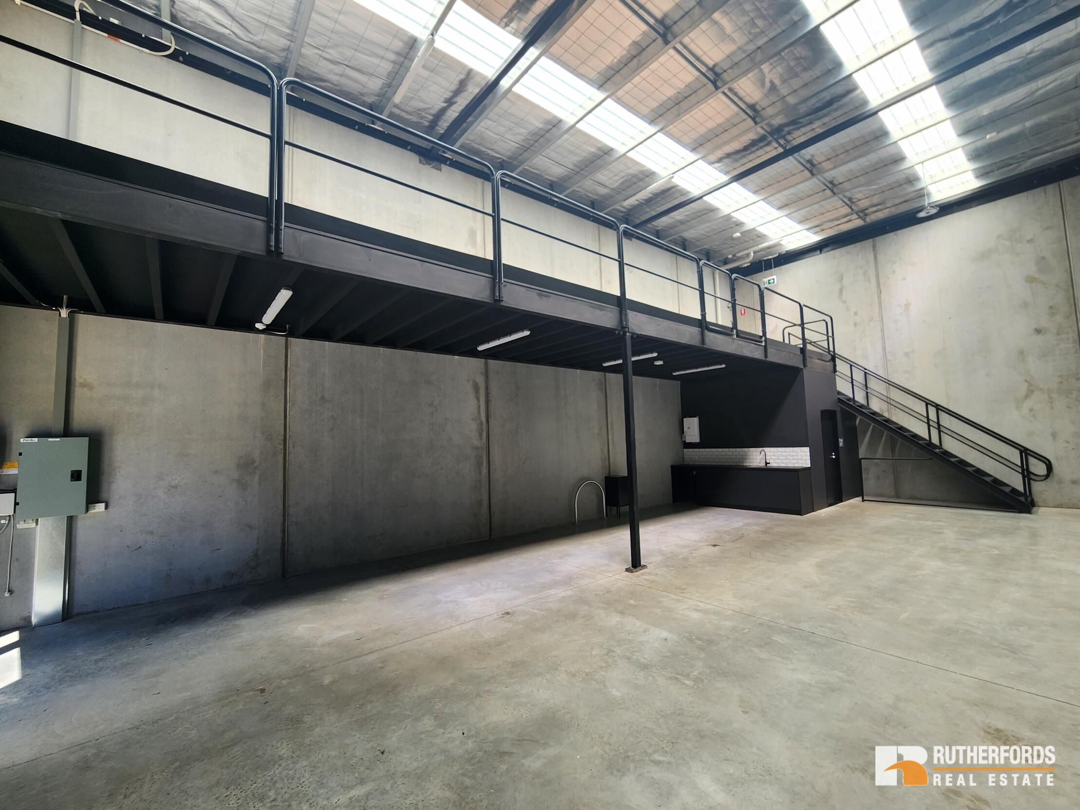 2, 3 & 8/17 Third Avenue, Sunshine For Lease by Rutherfords Real Estate - image 2
