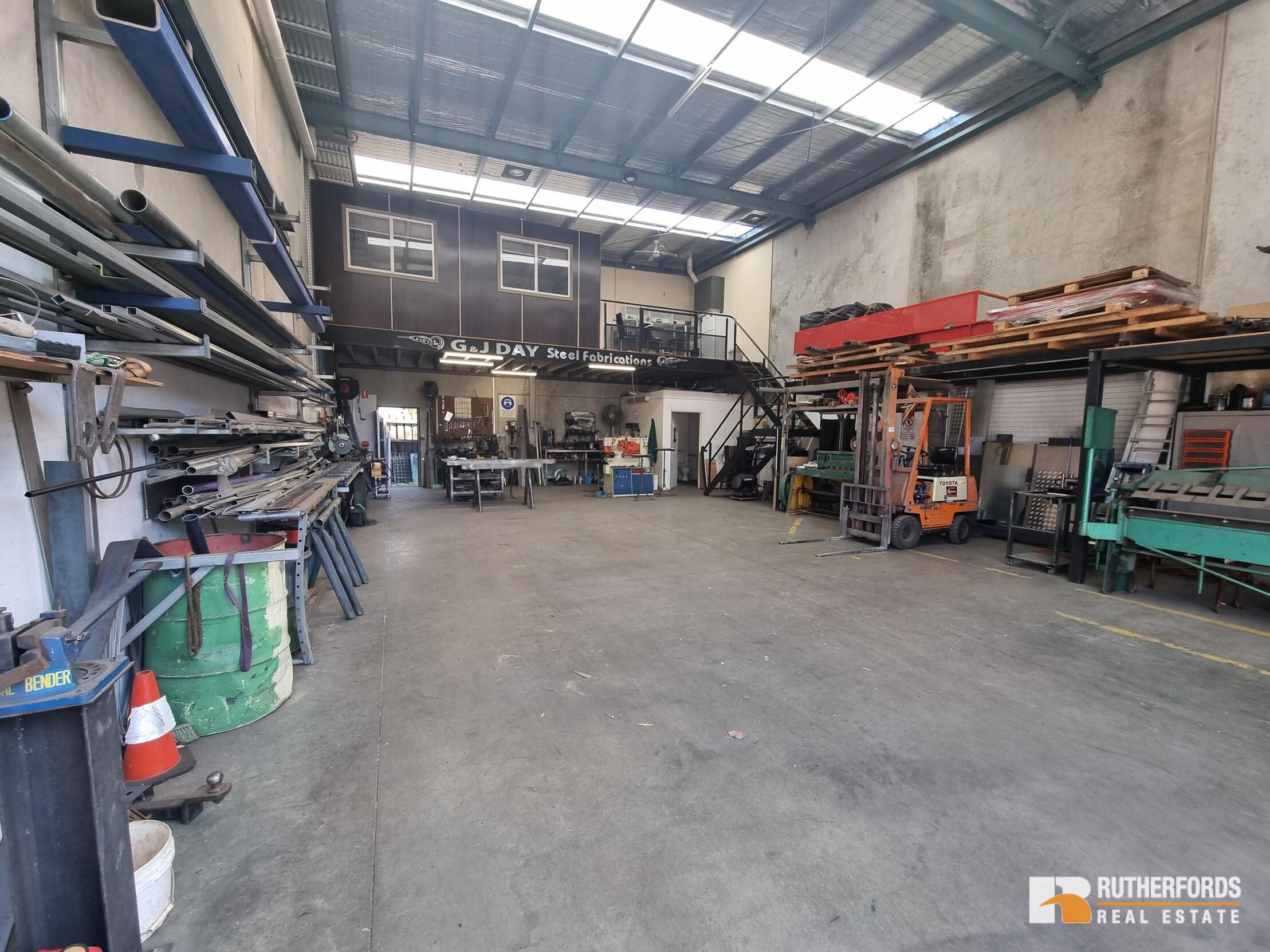 3/121 Miller Street, Epping Sold by Rutherfords Real Estate - image 2