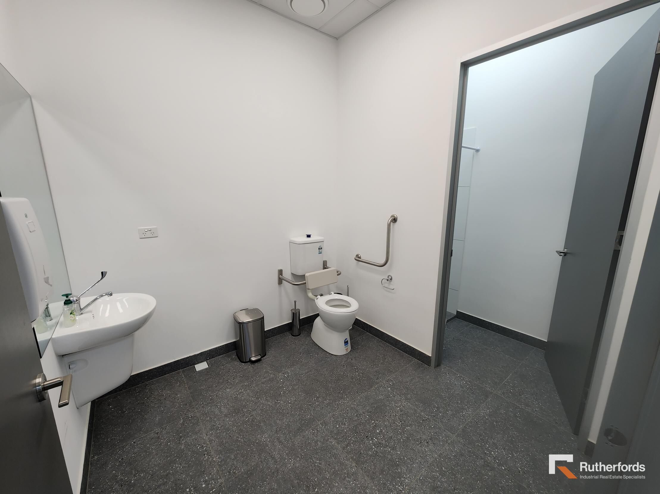 2/3 Geehi Way, Ravenhall Leased by Rutherfords Real Estate - image 9