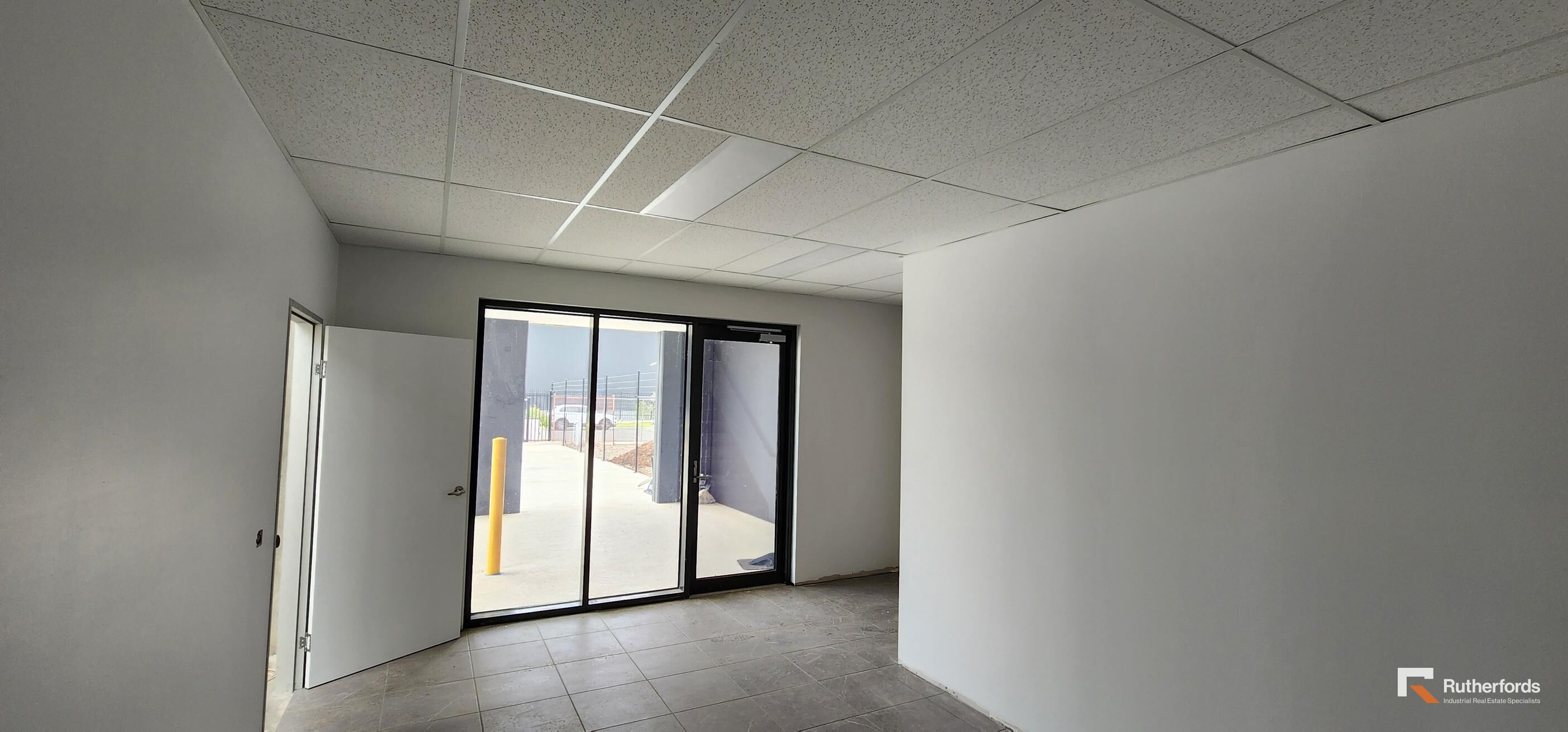 6 Jarklan Street, Truganina For Sale by Rutherfords Real Estate - image 8