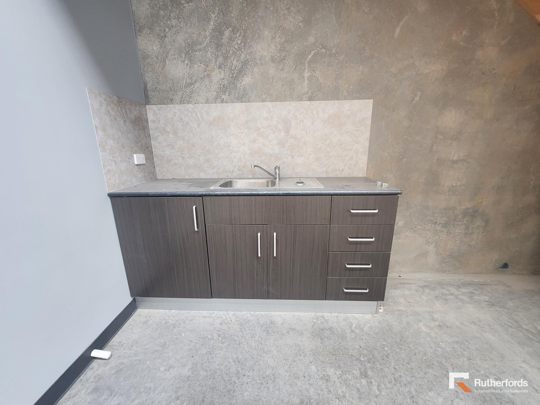 10/479 Dohertys Road, Truganina For Lease by Rutherfords Real Estate - image 4