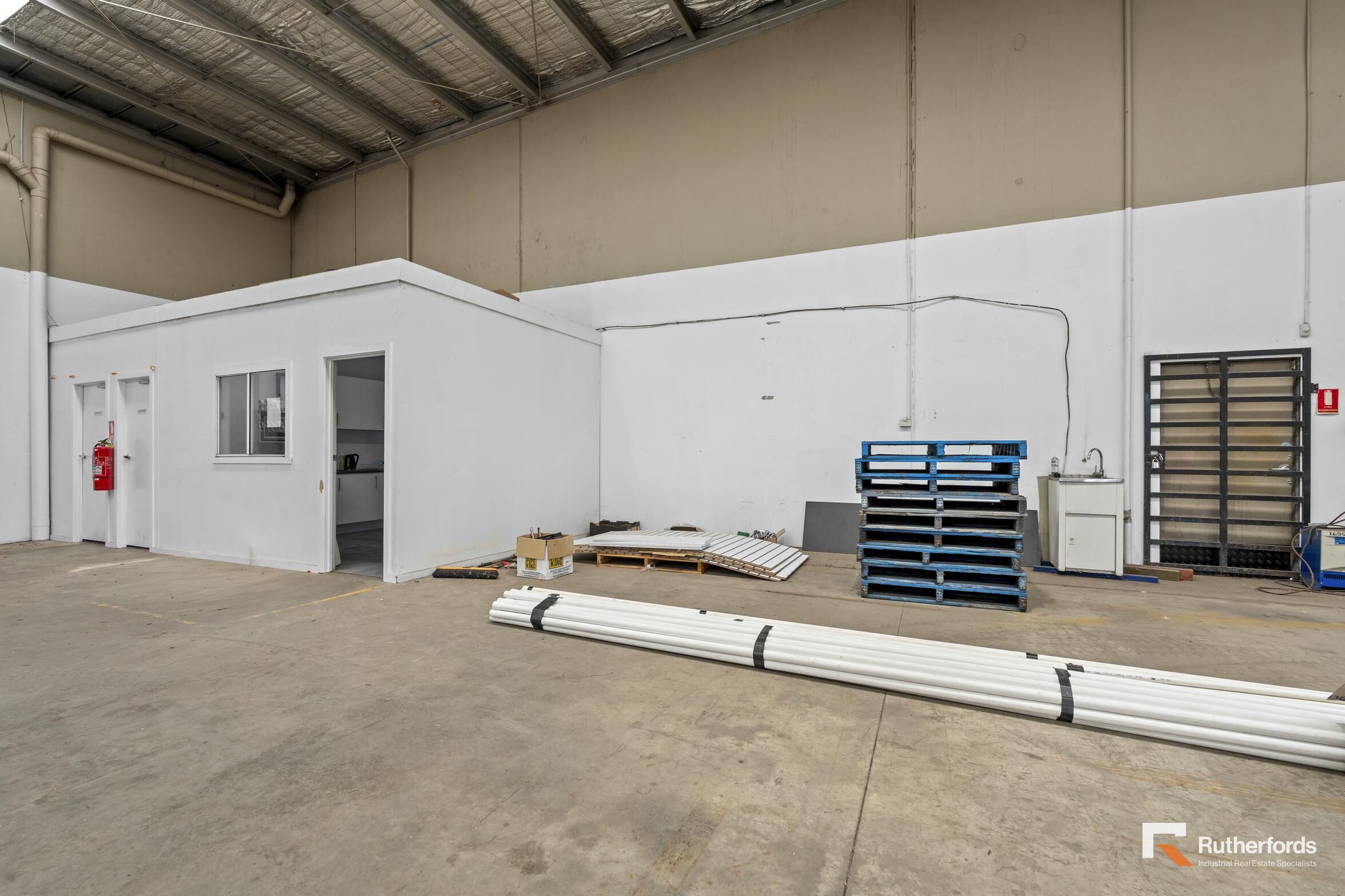 8 Dennis Street, Campbellfield Leased by Rutherfords Real Estate - image 4