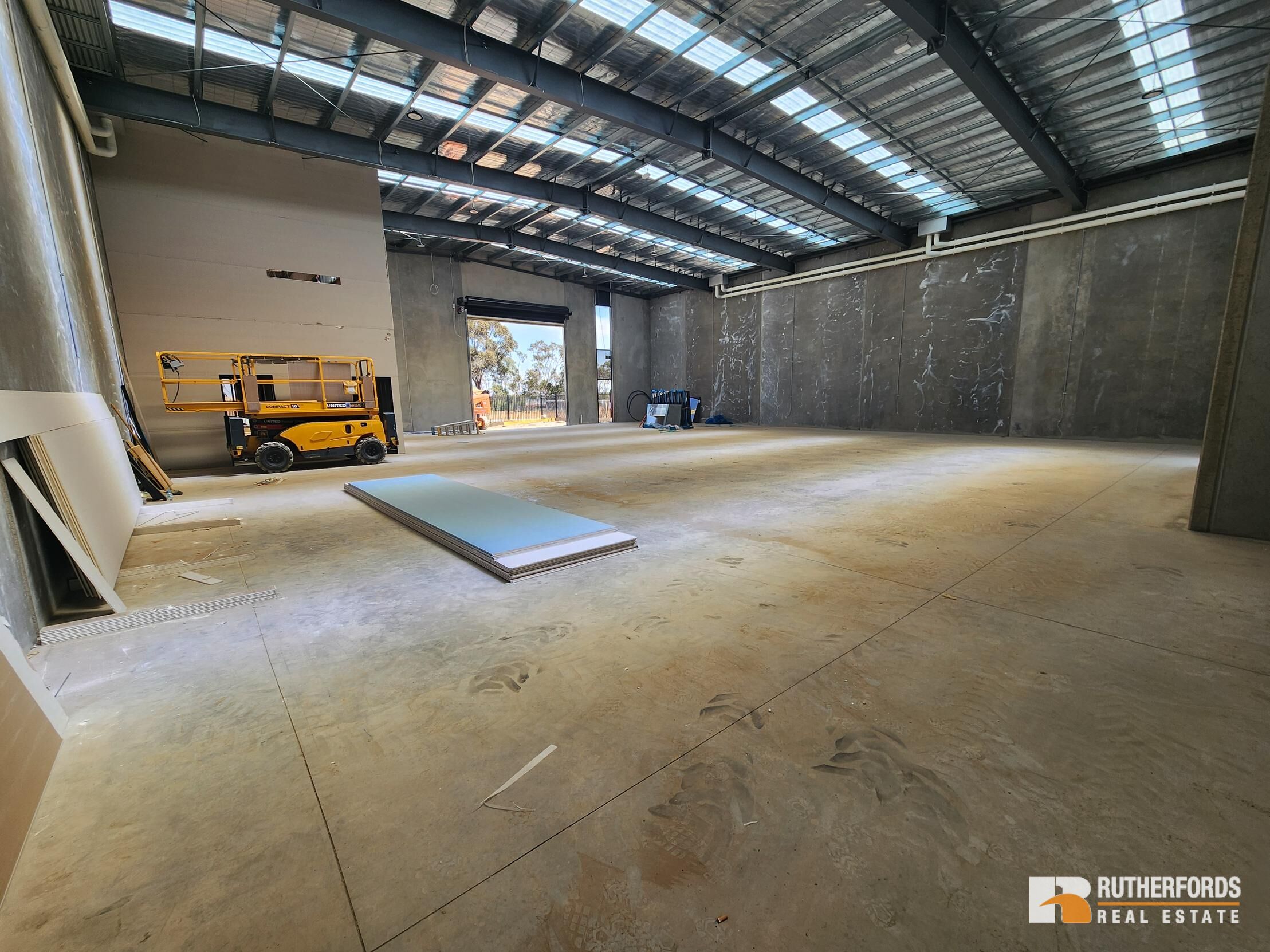 9-13 Target Street, Melton For Sale by Rutherfords Real Estate - image 15