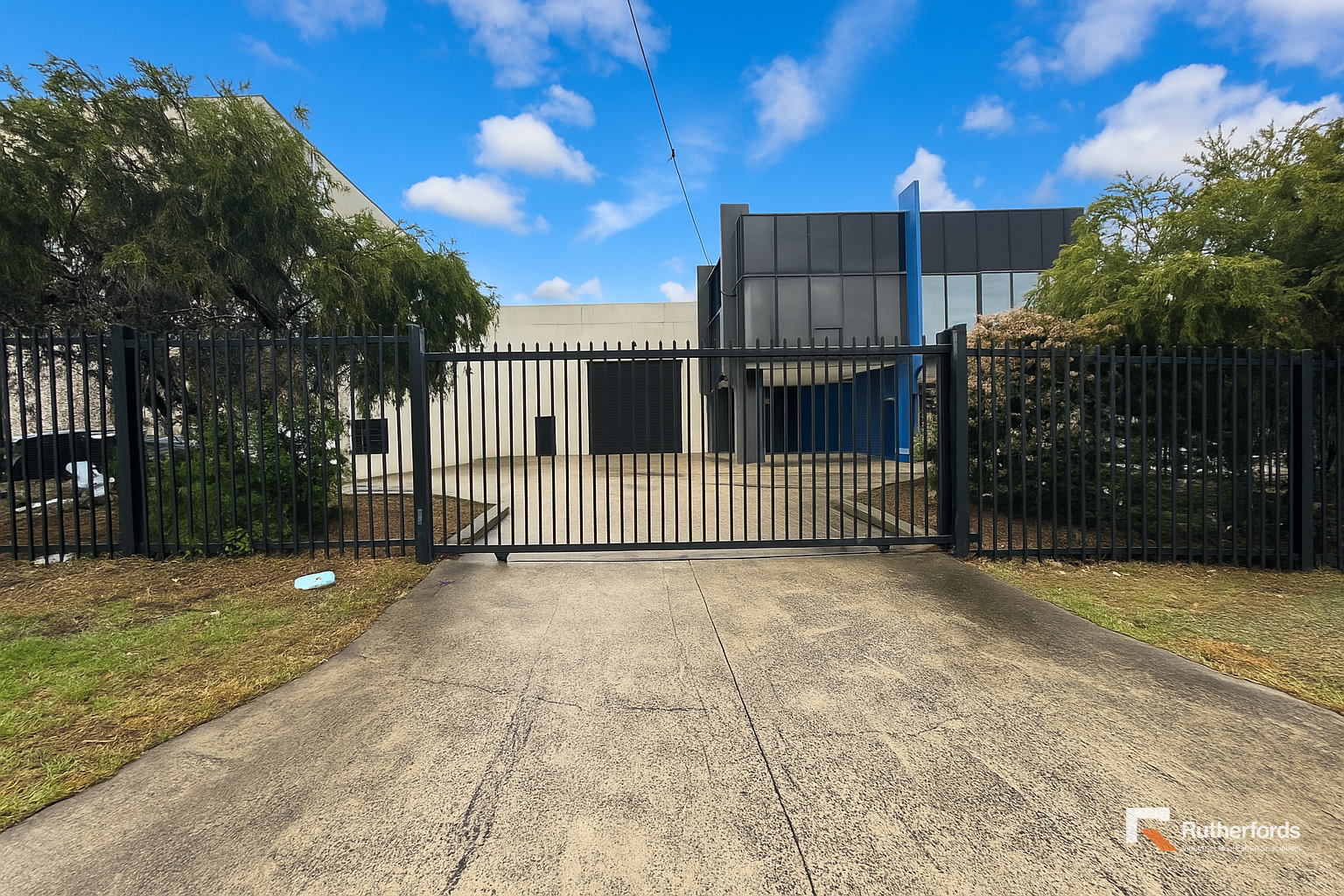 1/3 Merri Concourse, Campbellfield For Sale by Rutherfords Real Estate - image 1