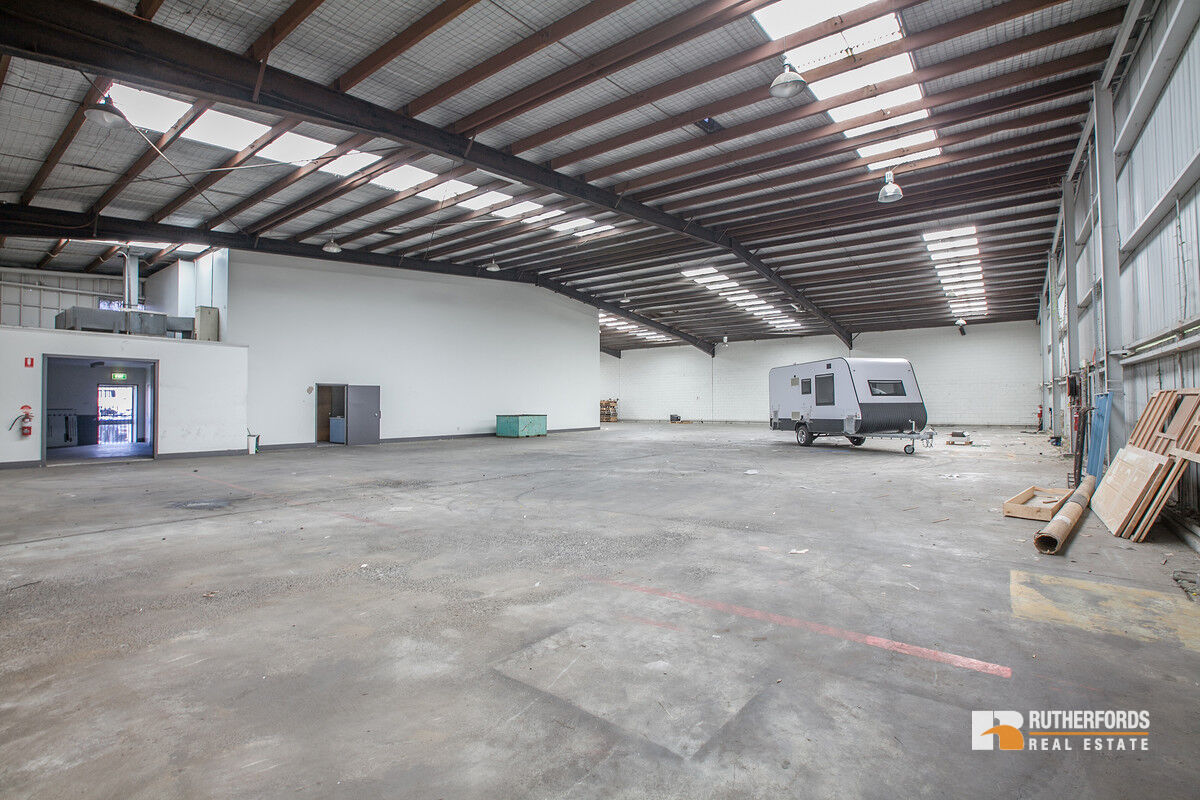 2/220-230 Barry Road, Campbellfield Leased by Rutherfords Real Estate - image 7