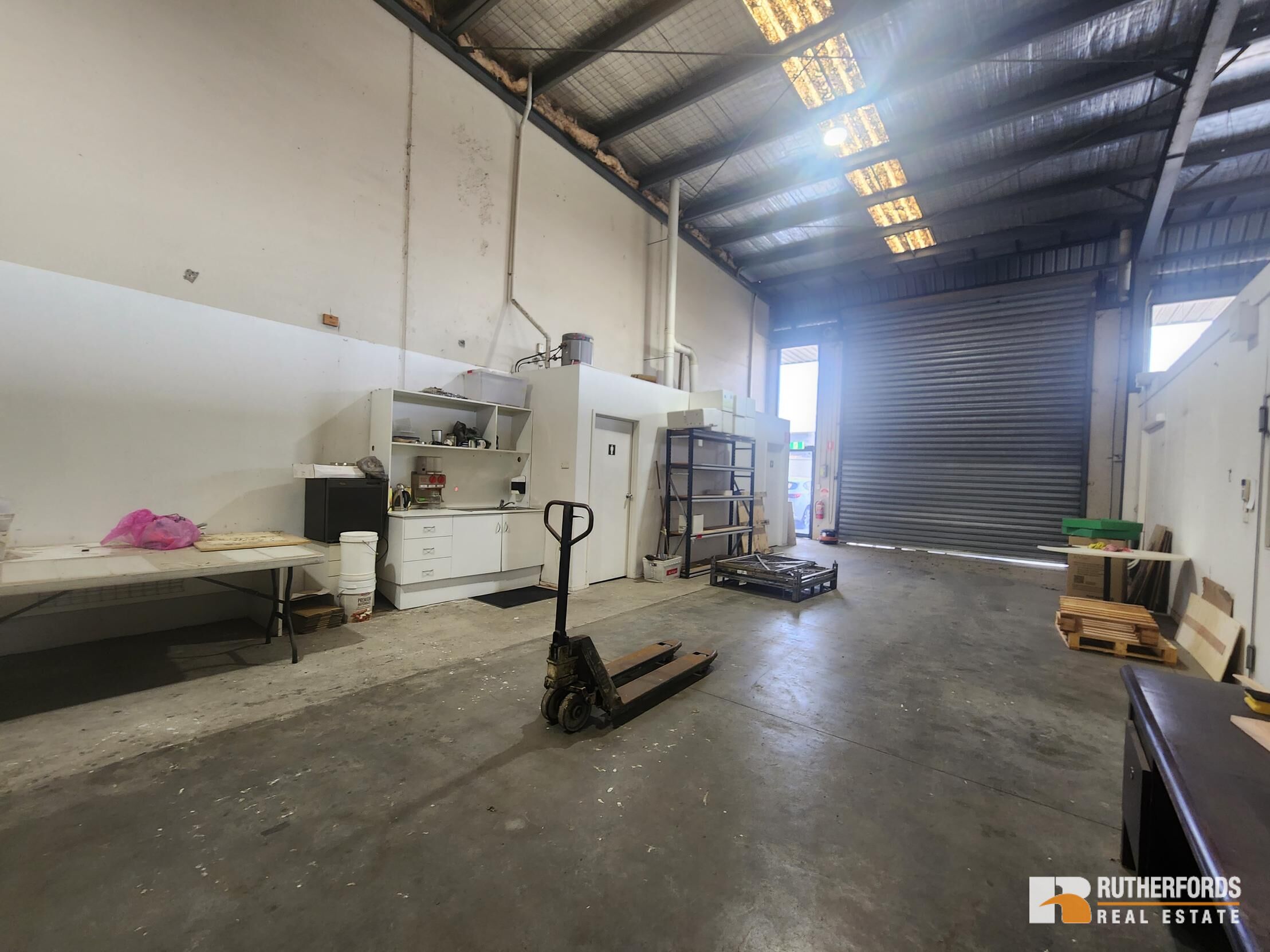 1/40 Barrie Road, Tullamarine Leased by Rutherfords Real Estate - image 3
