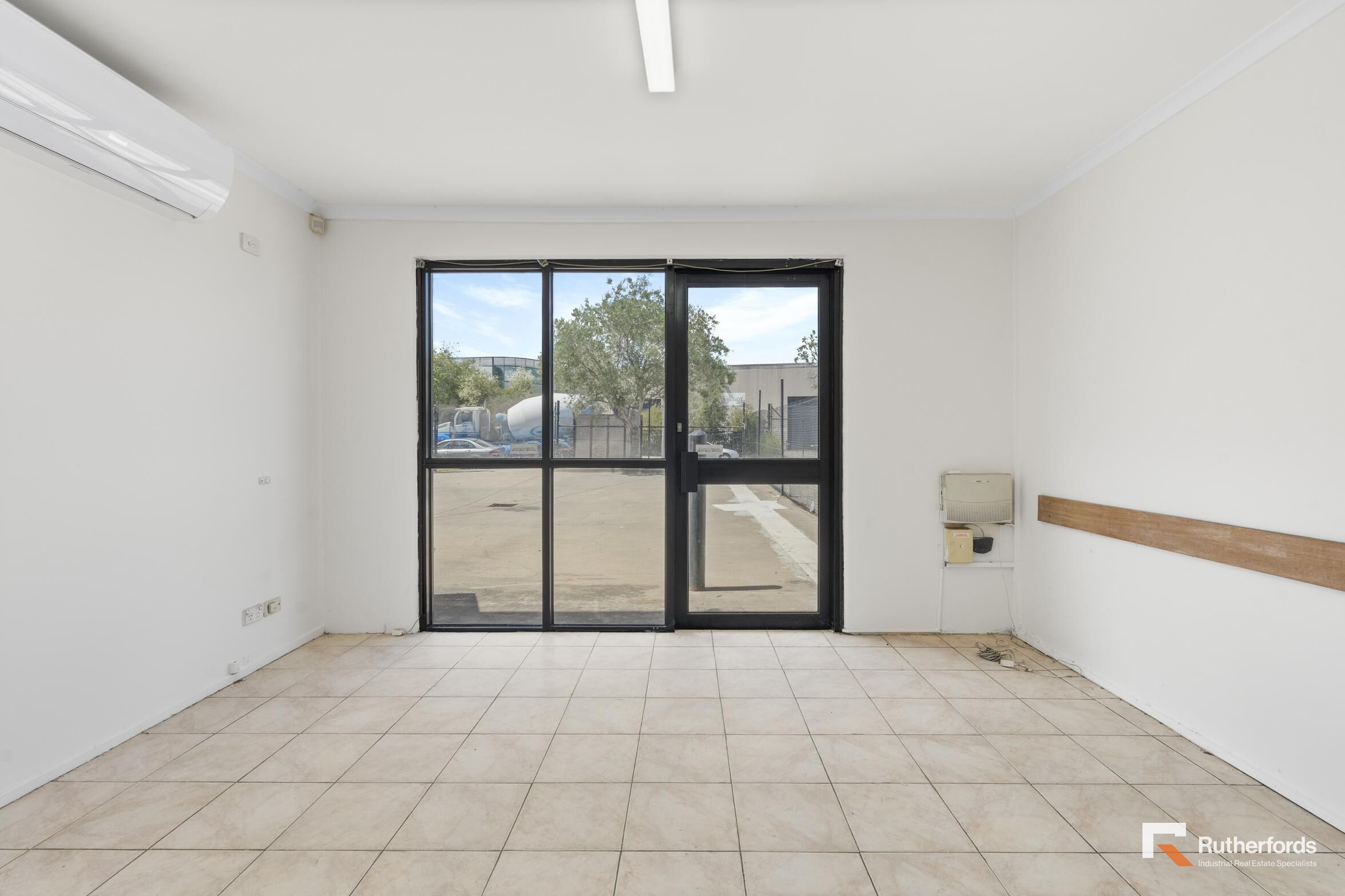 107B Merola Way, Campbellfield For Sale by Rutherfords Real Estate - image 9