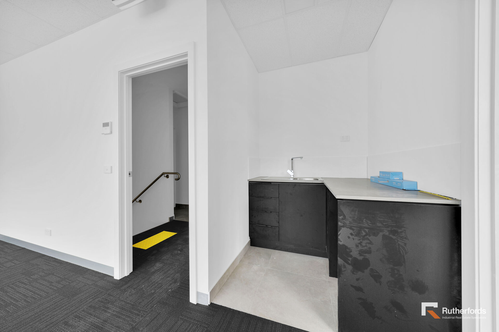 5/106 Yale Drive, Epping For Lease by Rutherfords Real Estate - image 9