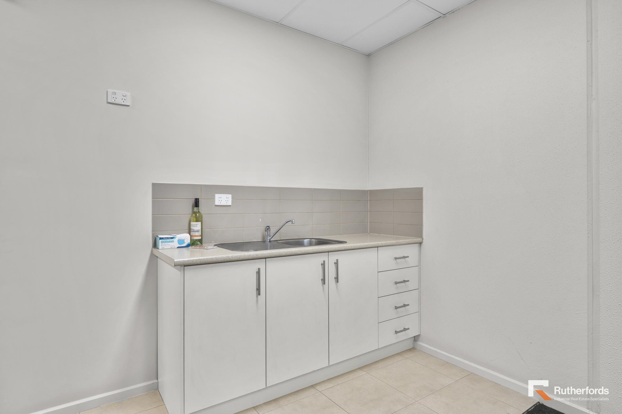 64B Merri Concourse, Campbellfield For Sale by Rutherfords Real Estate - image 11