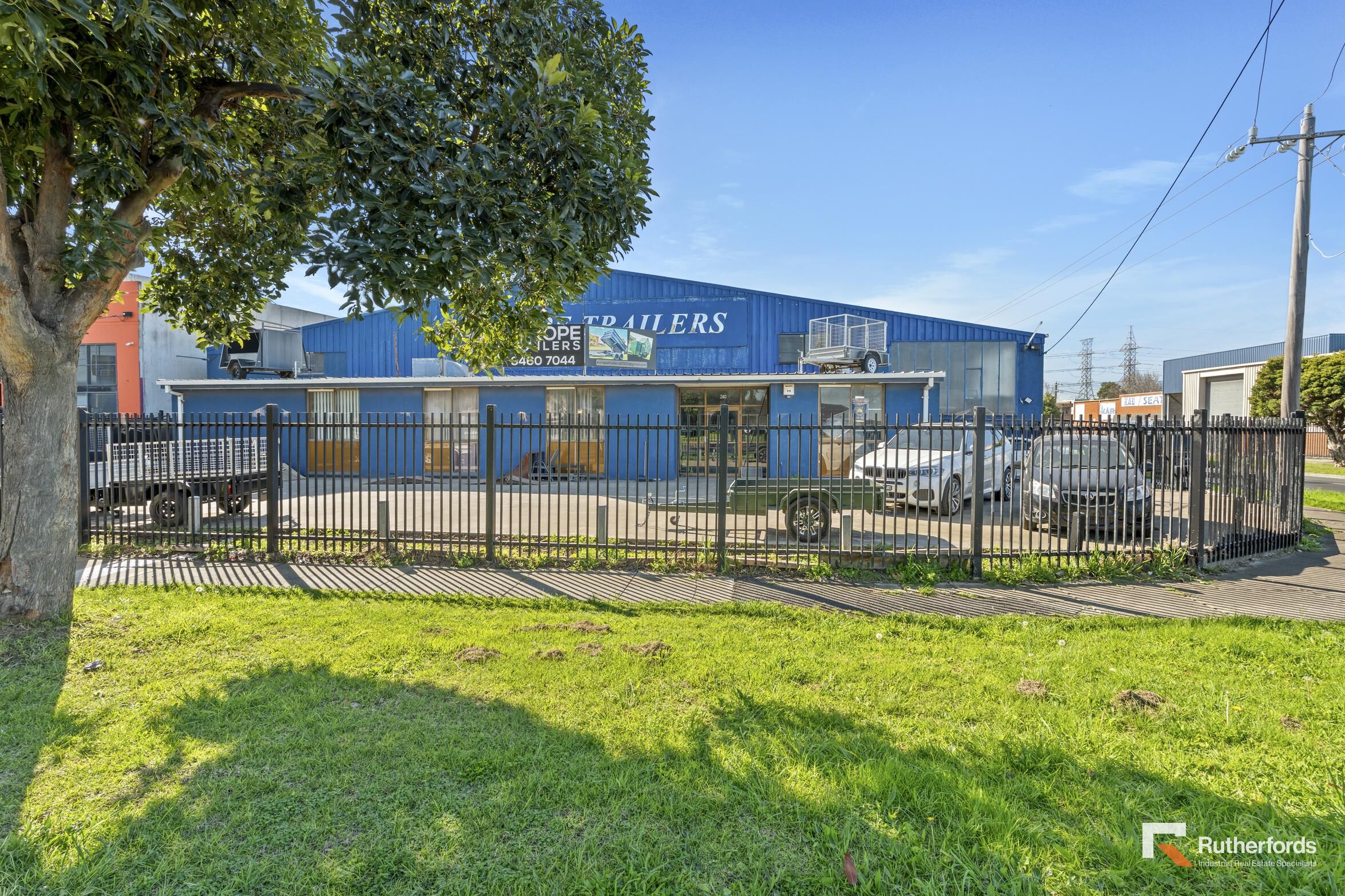 240 Mahoneys Road, Thomastown For Sale by Rutherfords Real Estate - image 3