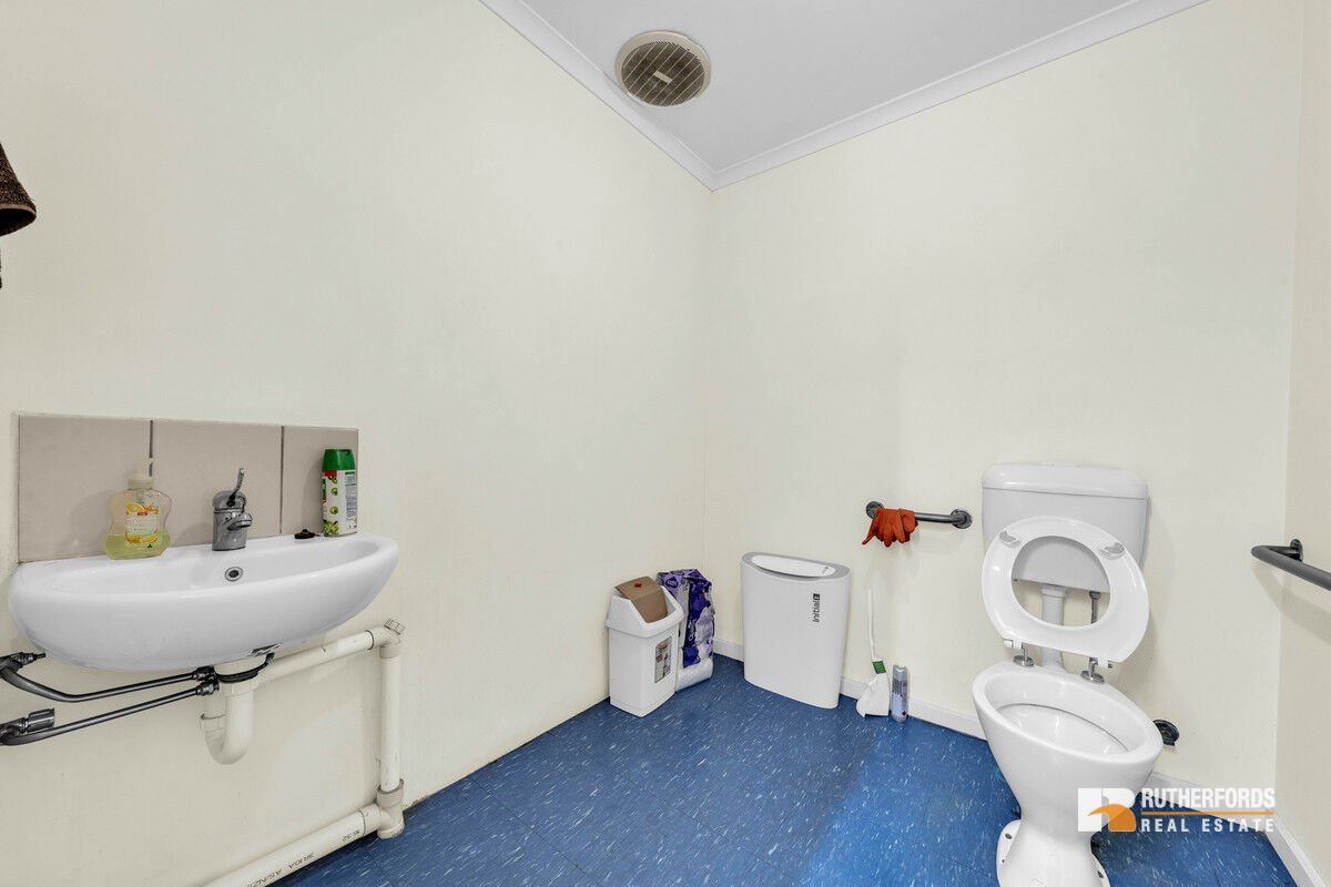 1 & 2/6 Lucknow Crescent, Thomastown Leased by Rutherfords Real Estate - image 26