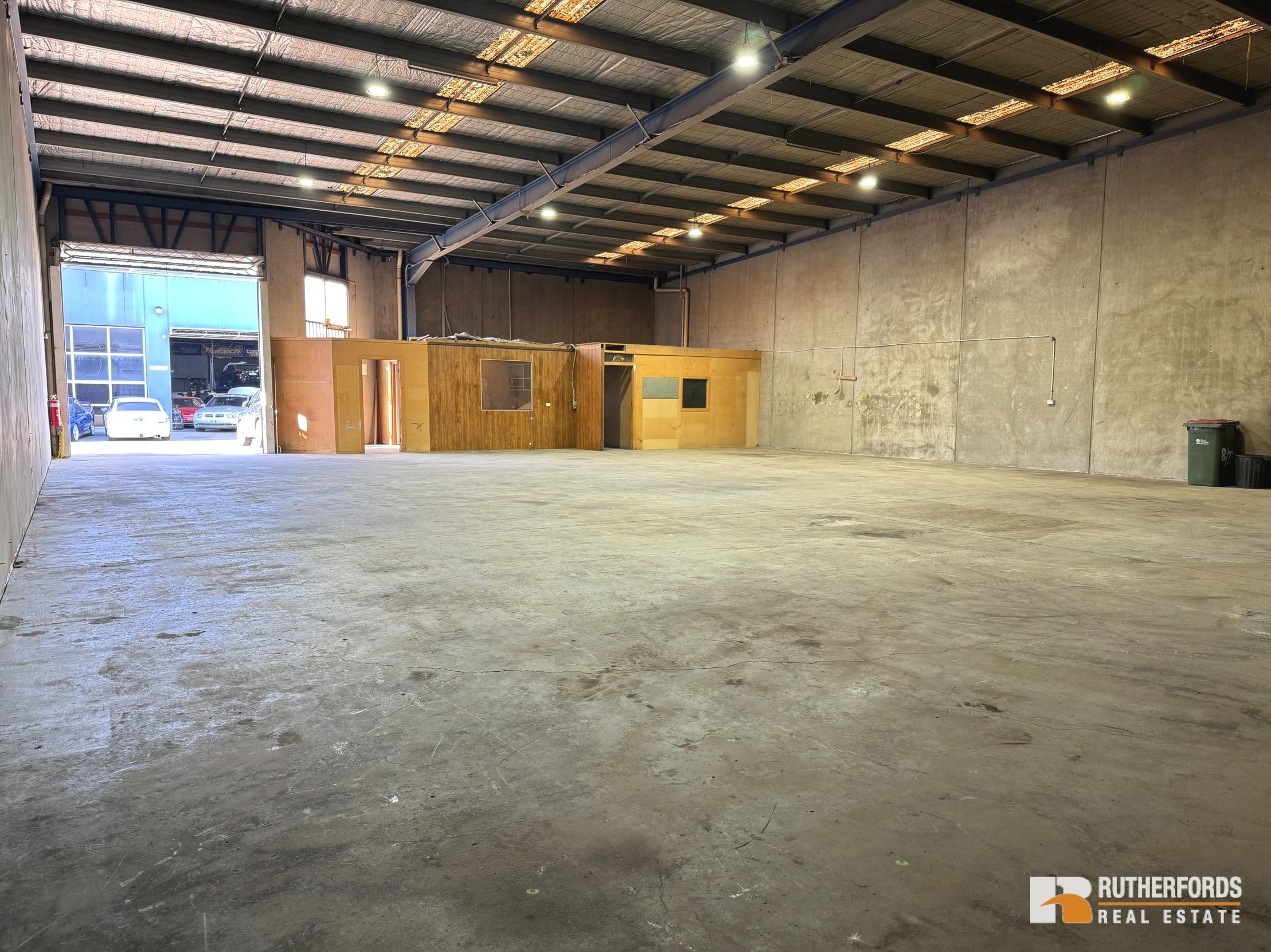 8/33-35 Commercial Drive, Thomastown Sold by Rutherfords Real Estate - image 3